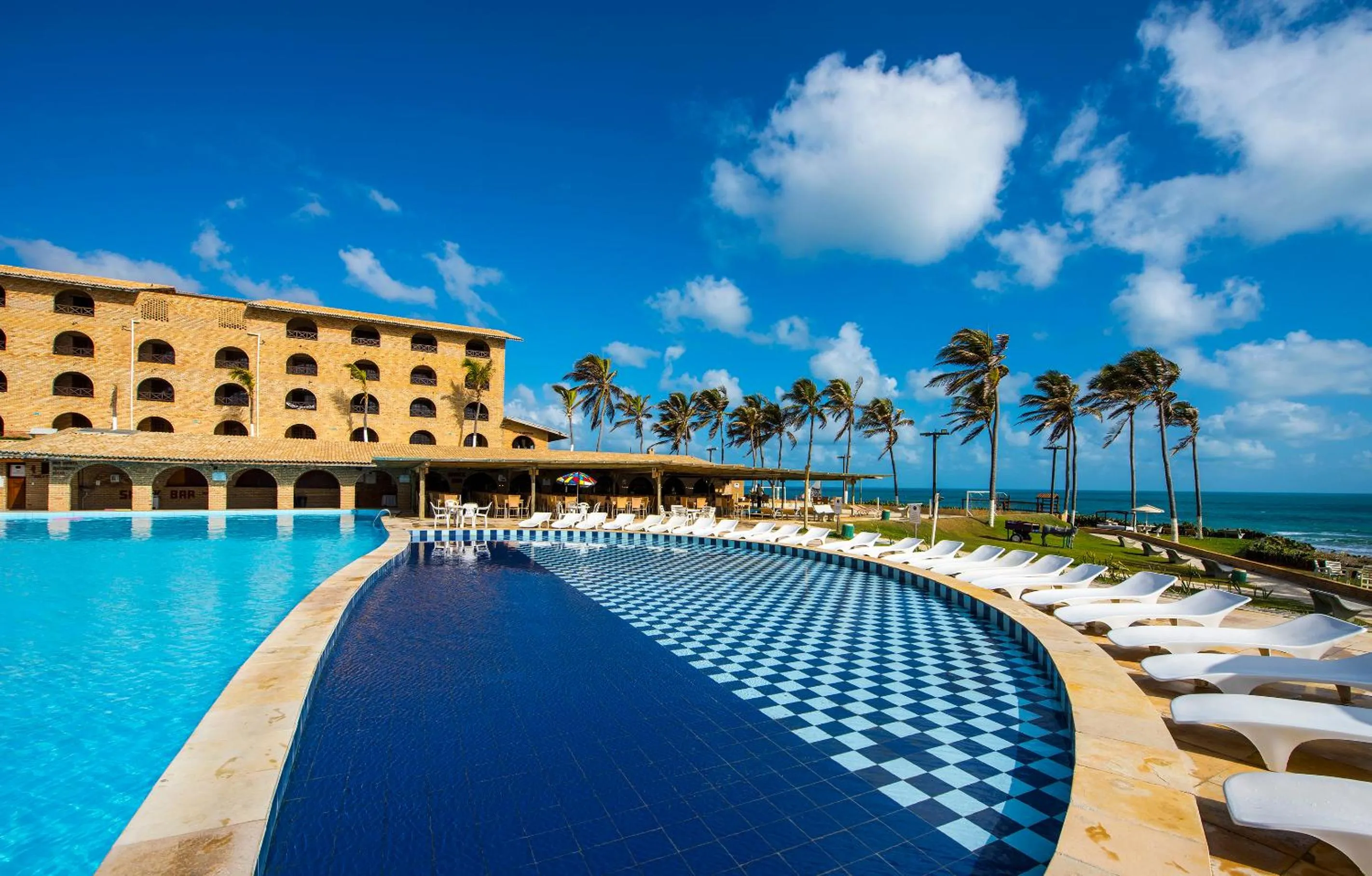 Swimming pool in Coliseum Beach Hotel All Inclusive