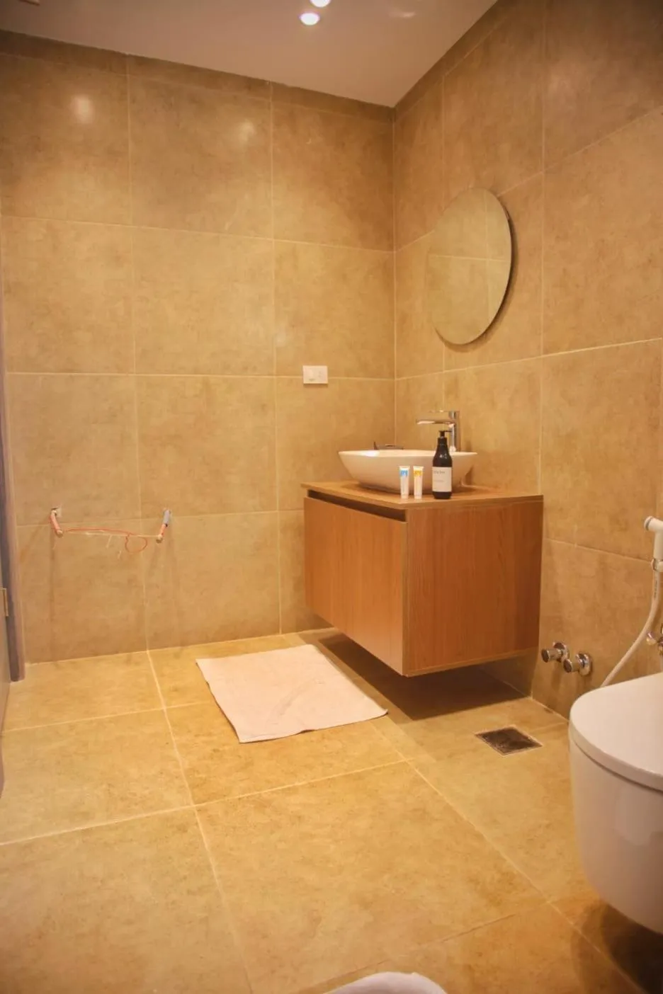 Shower in Settle Inn Cairo Festival City Villa