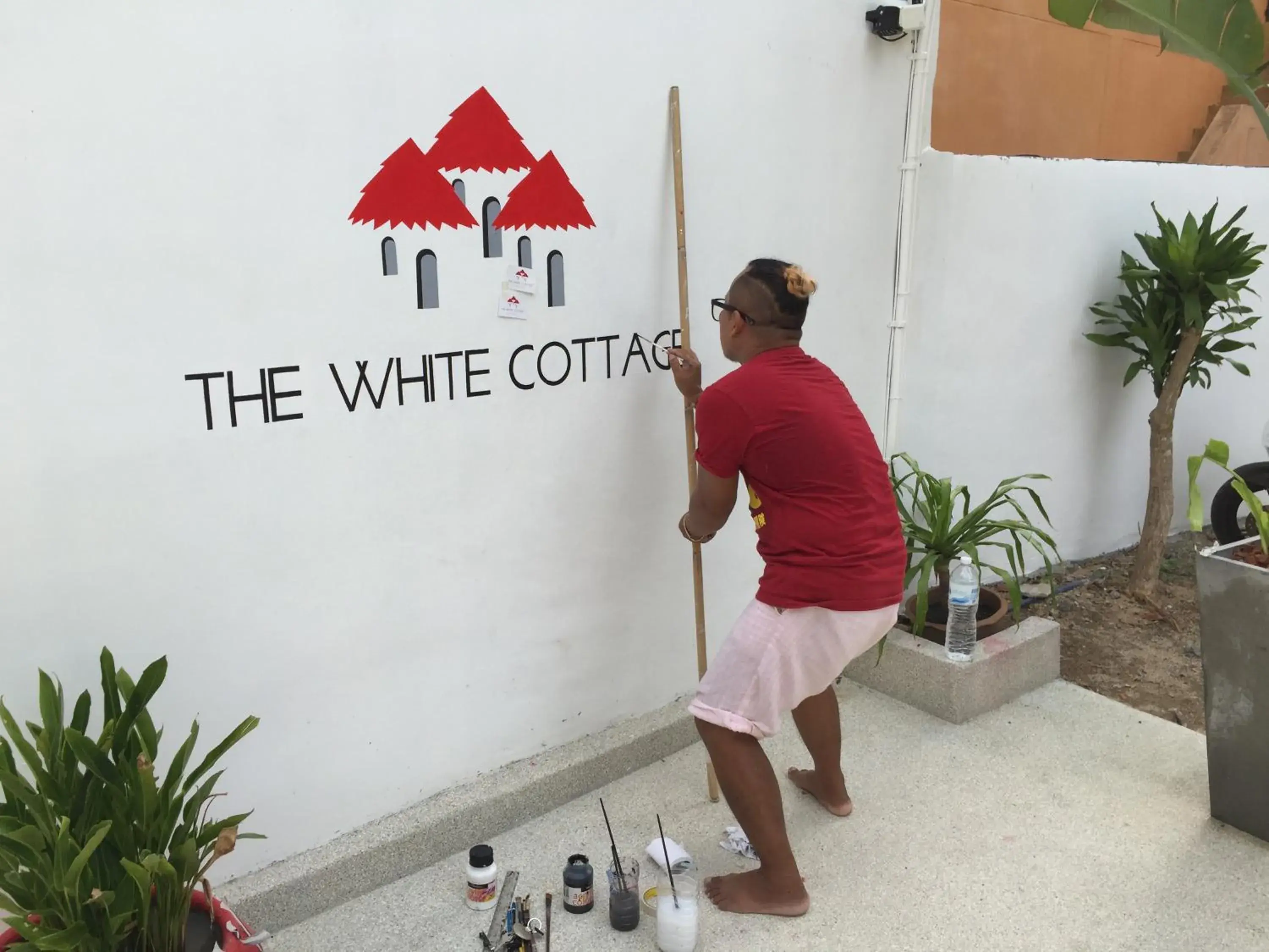 Facade/entrance in The White Cottage Facade/entrance in The White Cottage