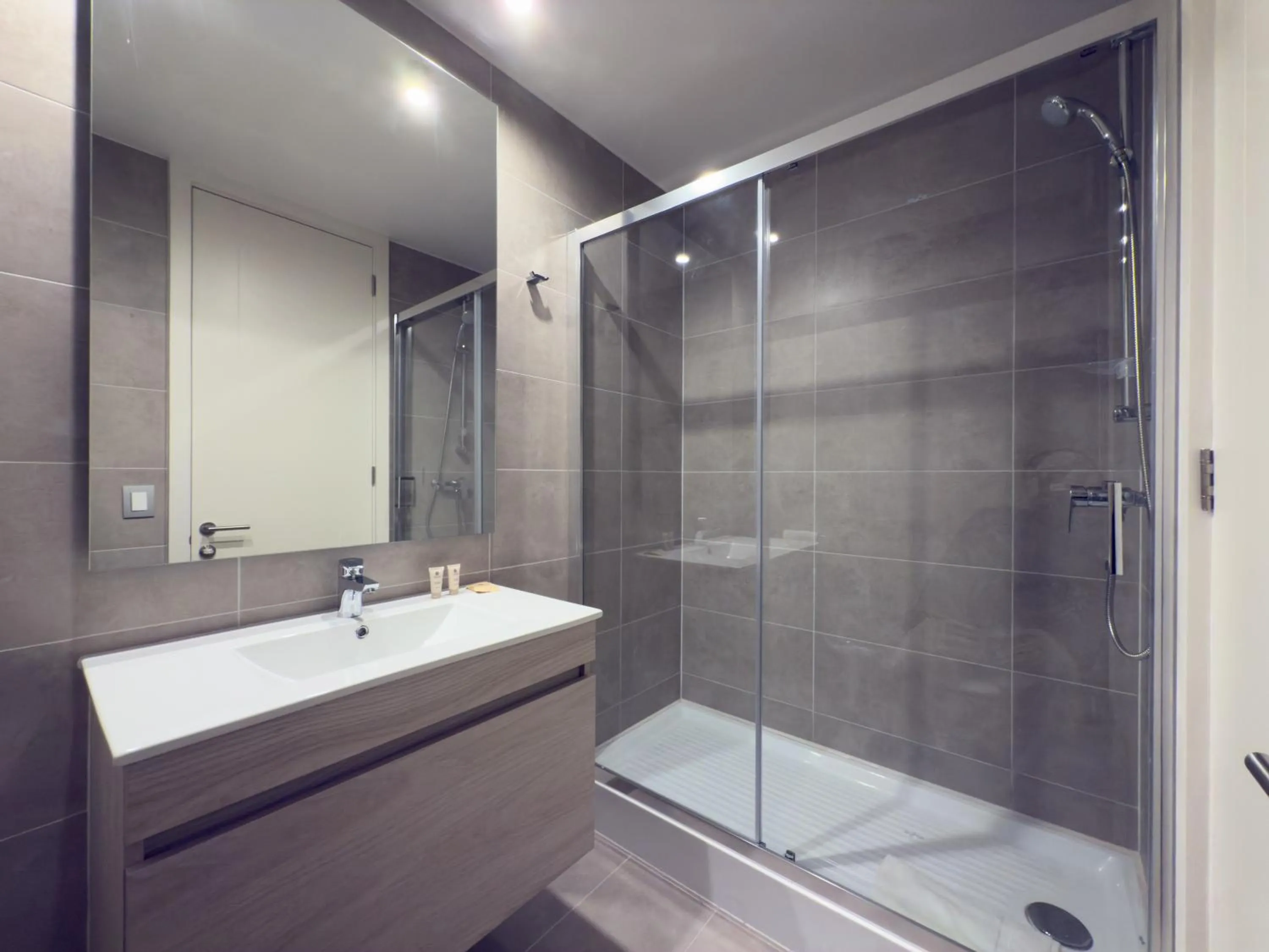 Bathroom in Spot Suites