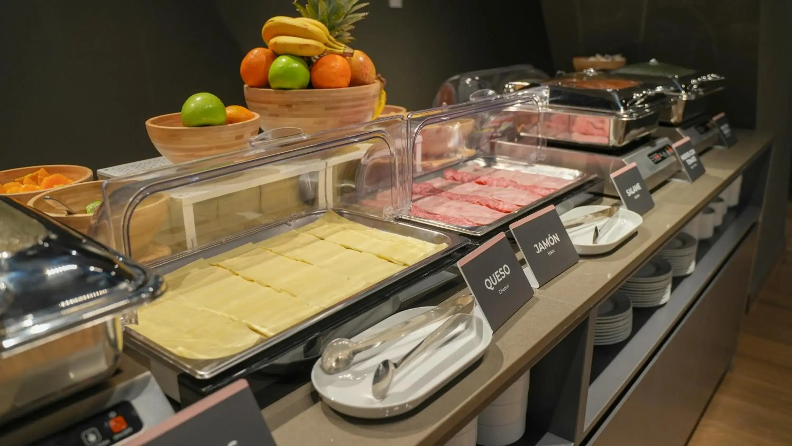 Buffet breakfast in Spot Suites Buffet breakfast in Spot Suites