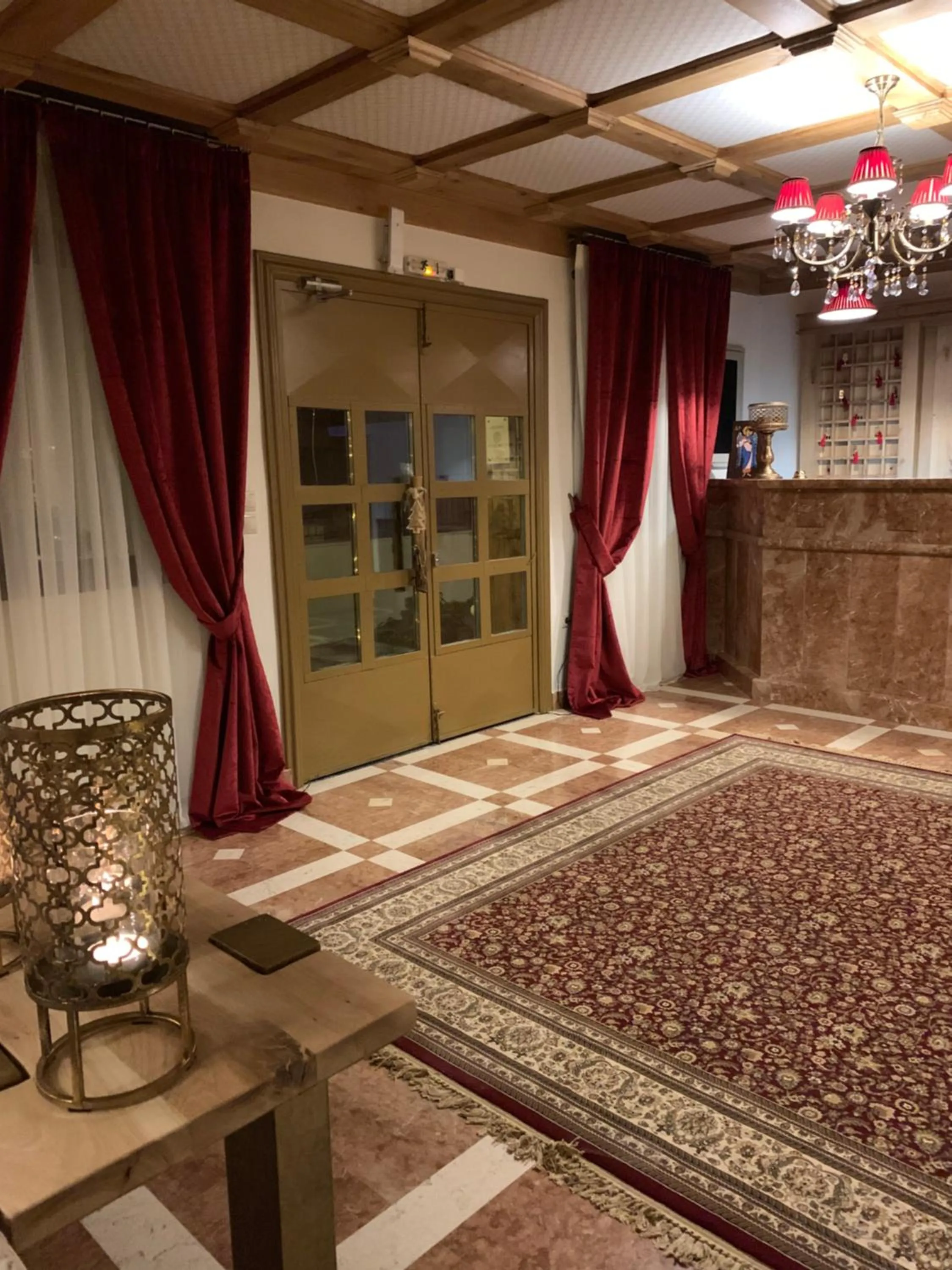 Lobby or reception in Xenonas Iresioni