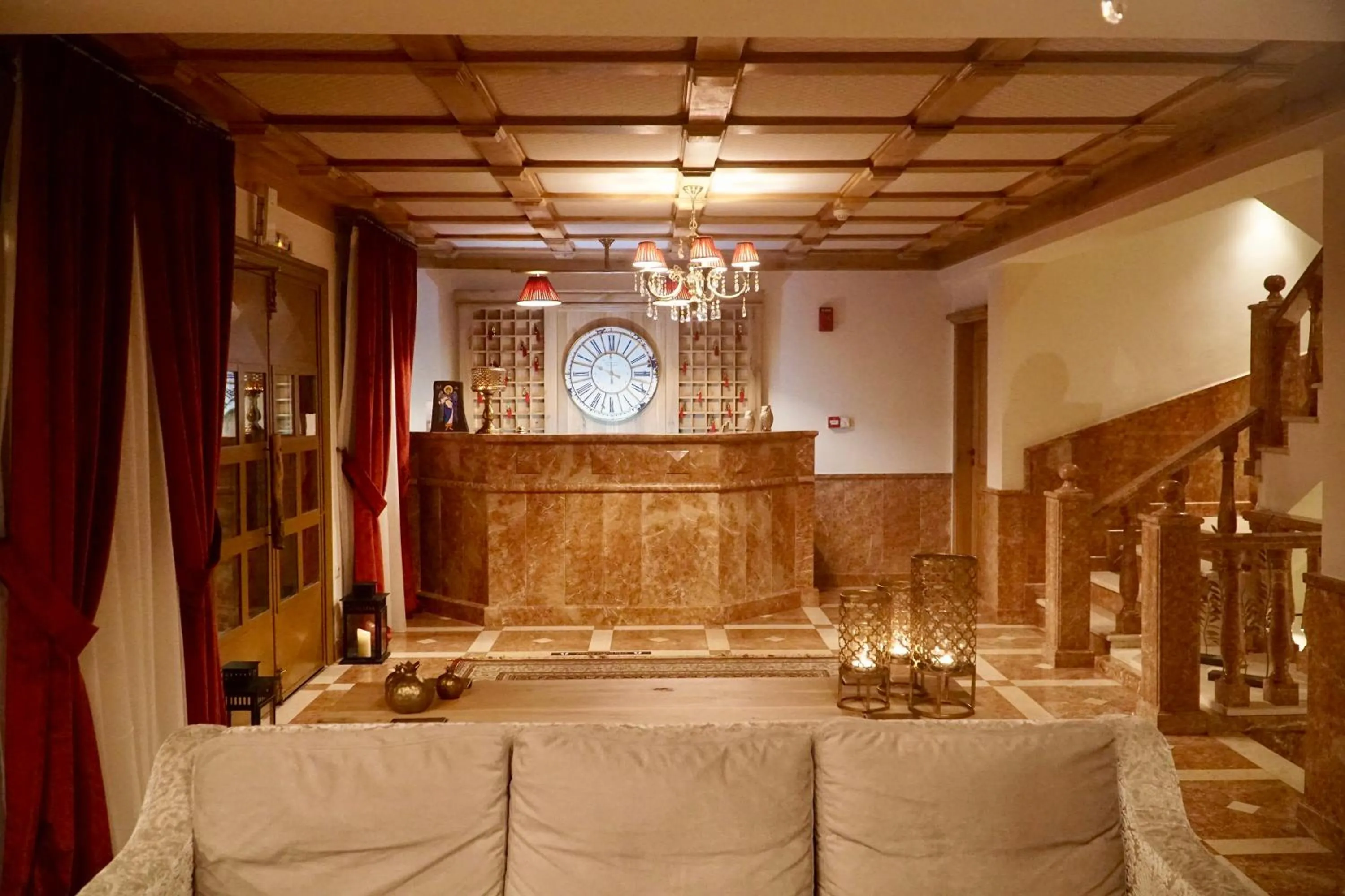 Lobby or reception in Xenonas Iresioni