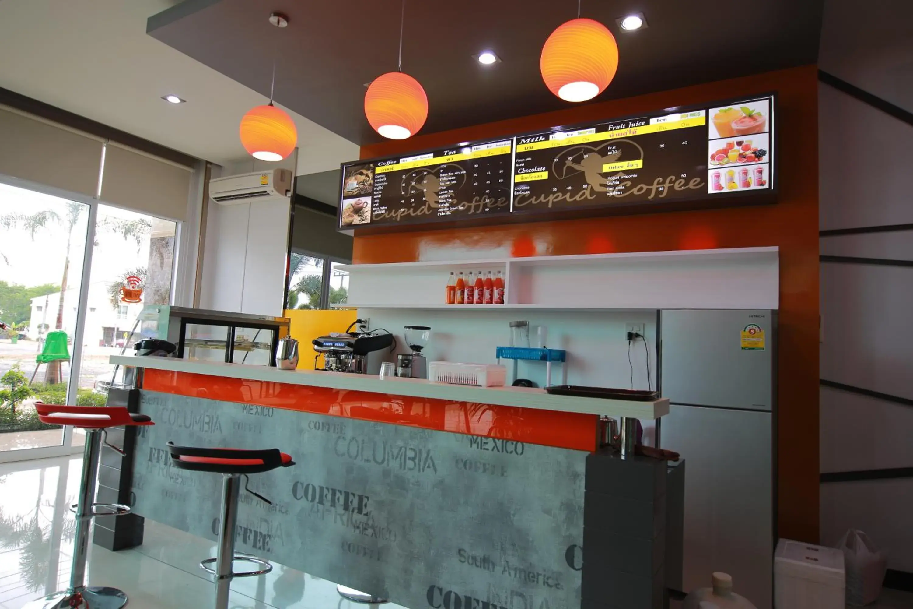 Lounge or bar in Cupid Hotel Lounge or bar in Cupid Hotel