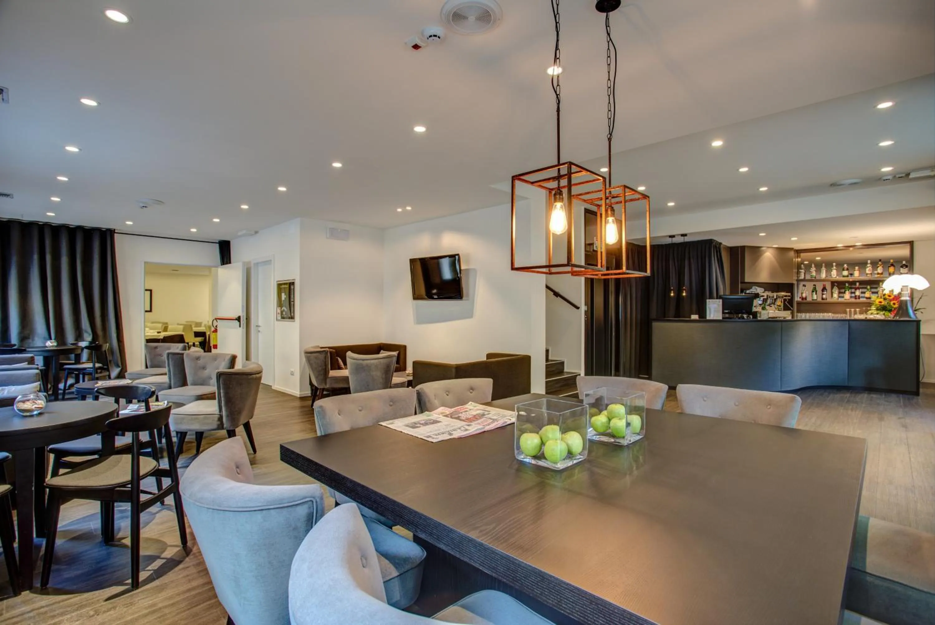 Communal lounge/ TV room in Hotel Cristallo