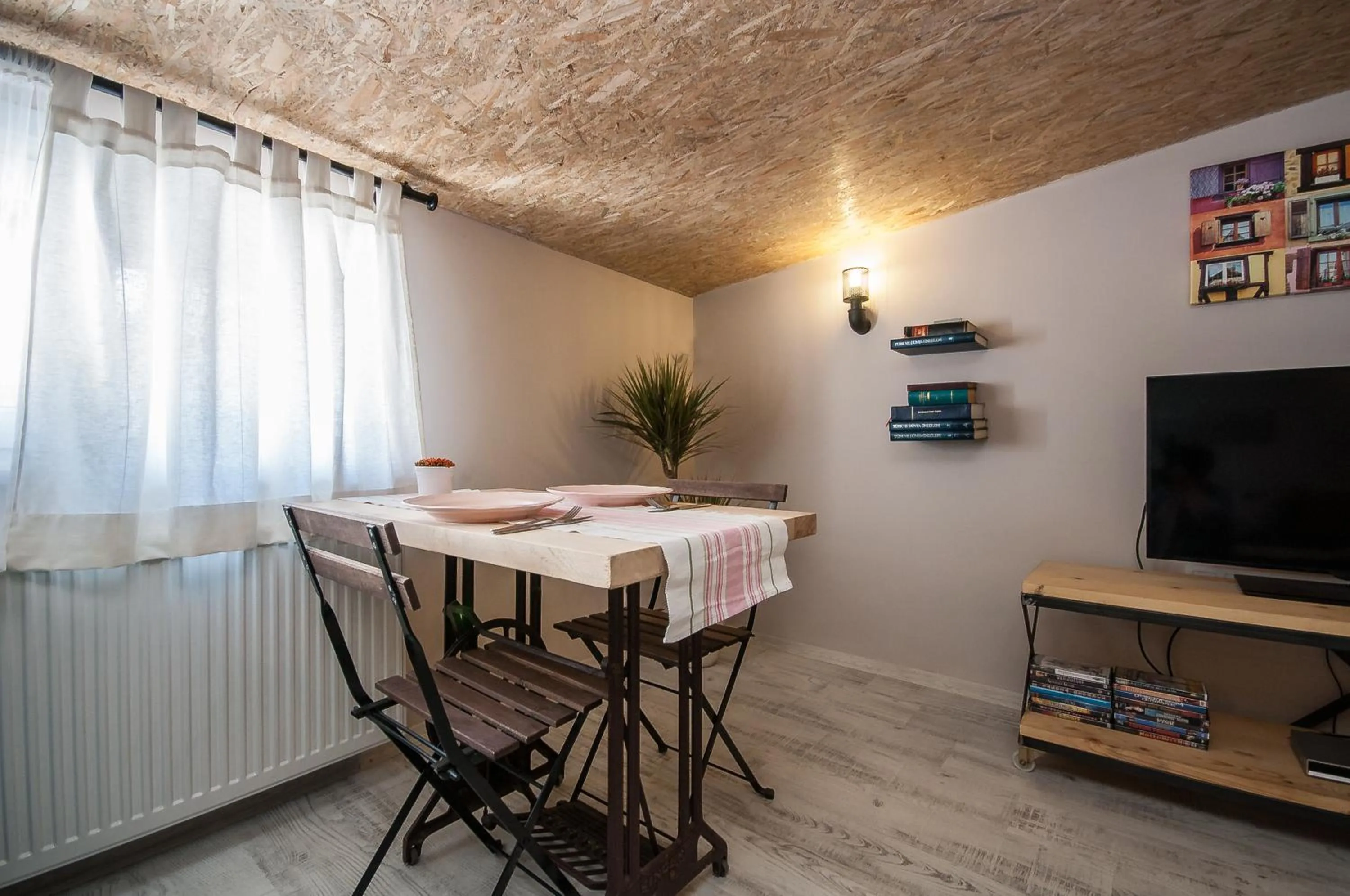 Day in Newway Apartments