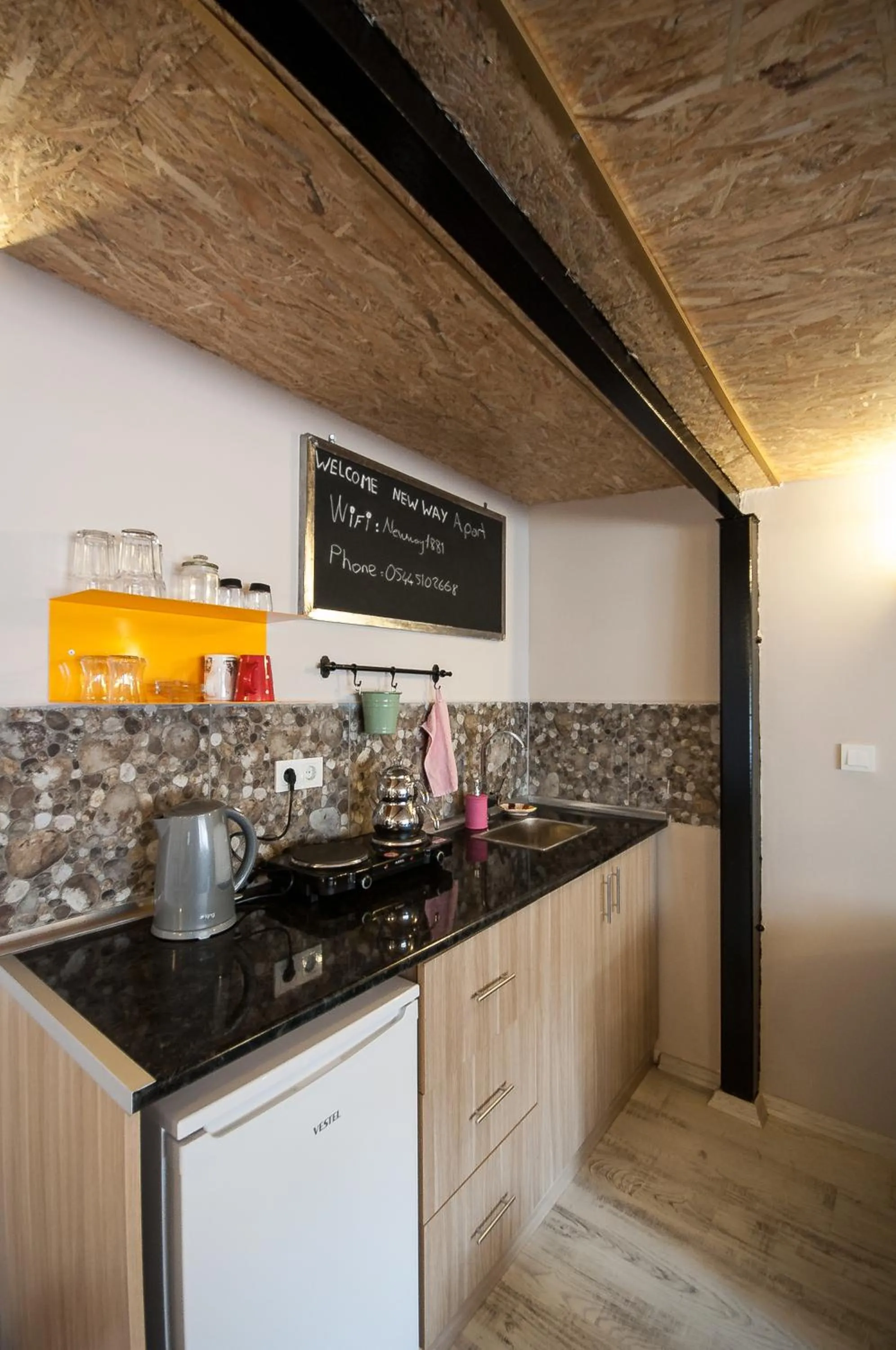 Kitchen or kitchenette in Newway Apartments