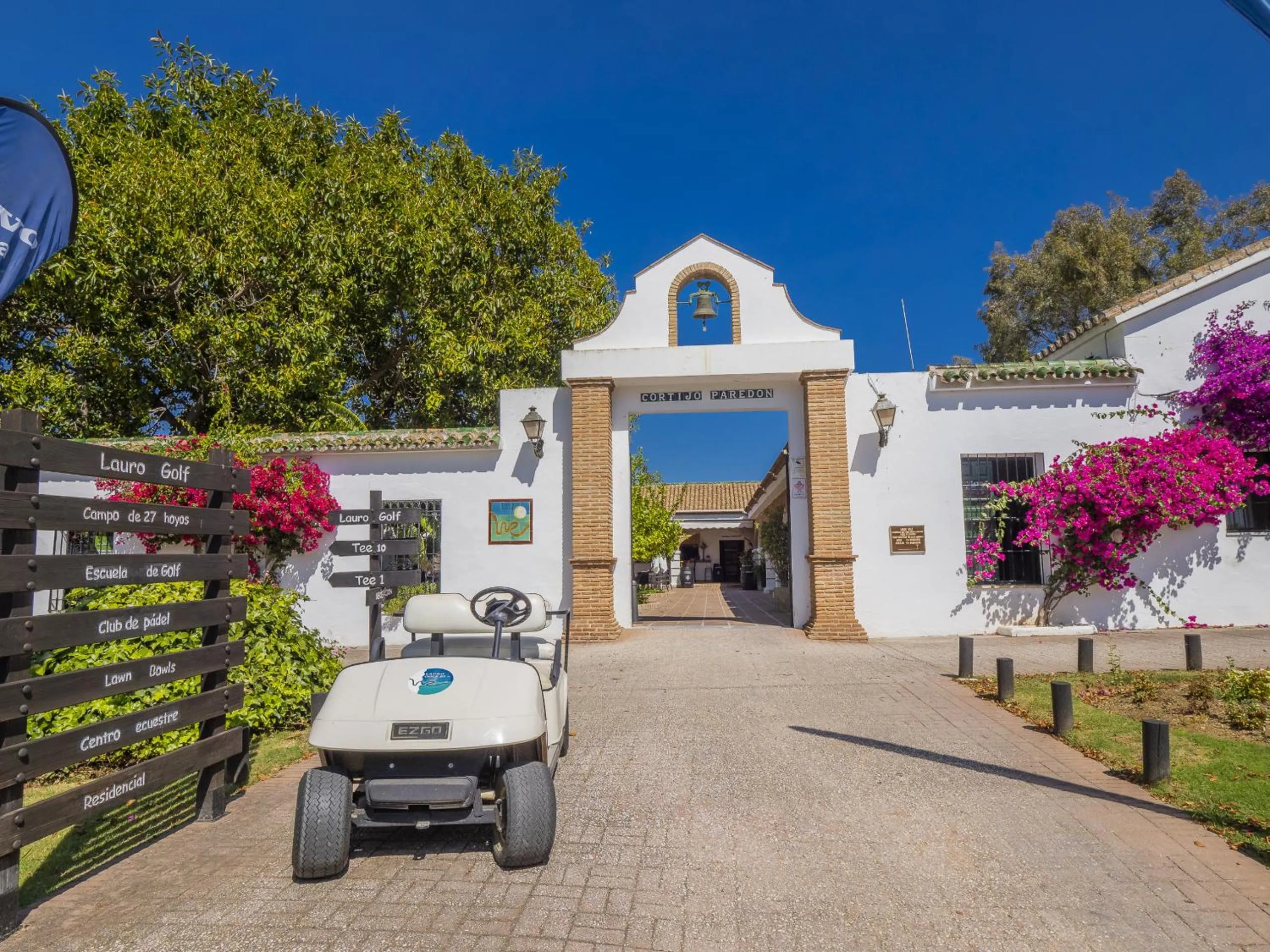 Off site in Cubo's Finca el Nogal