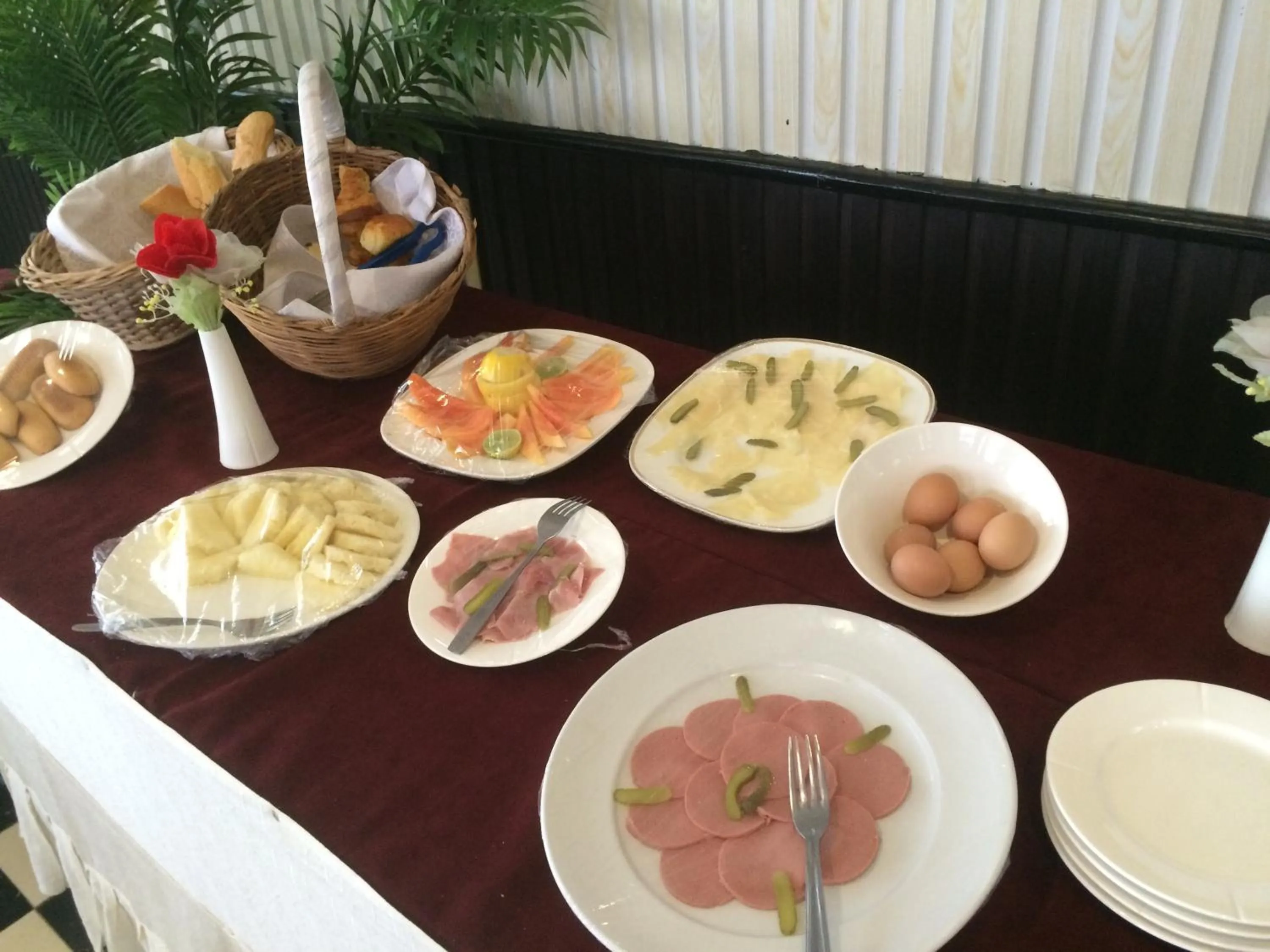 Buffet breakfast in Sun Beach Hôtel