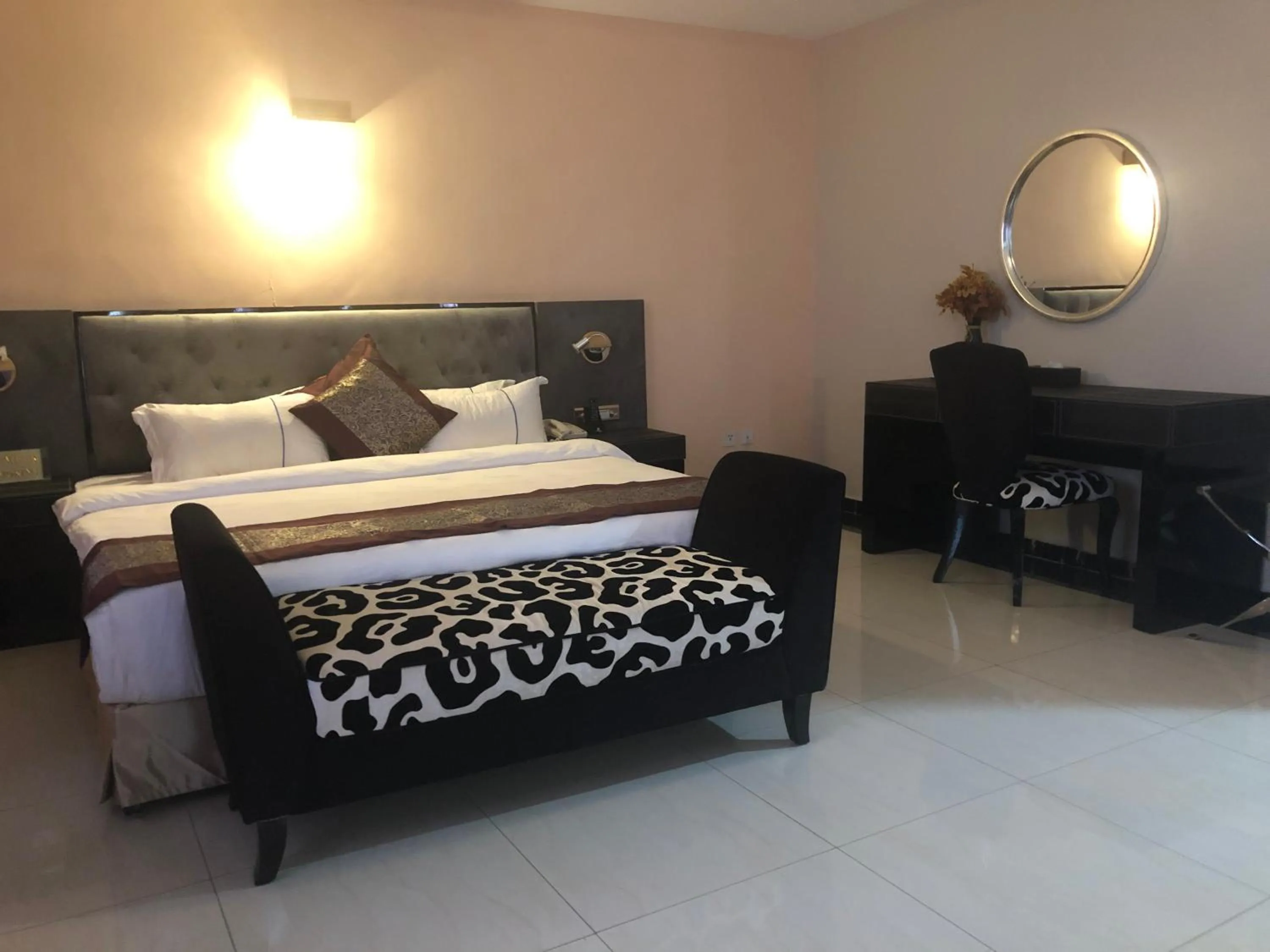 City view, Bed in Sun Beach Hôtel