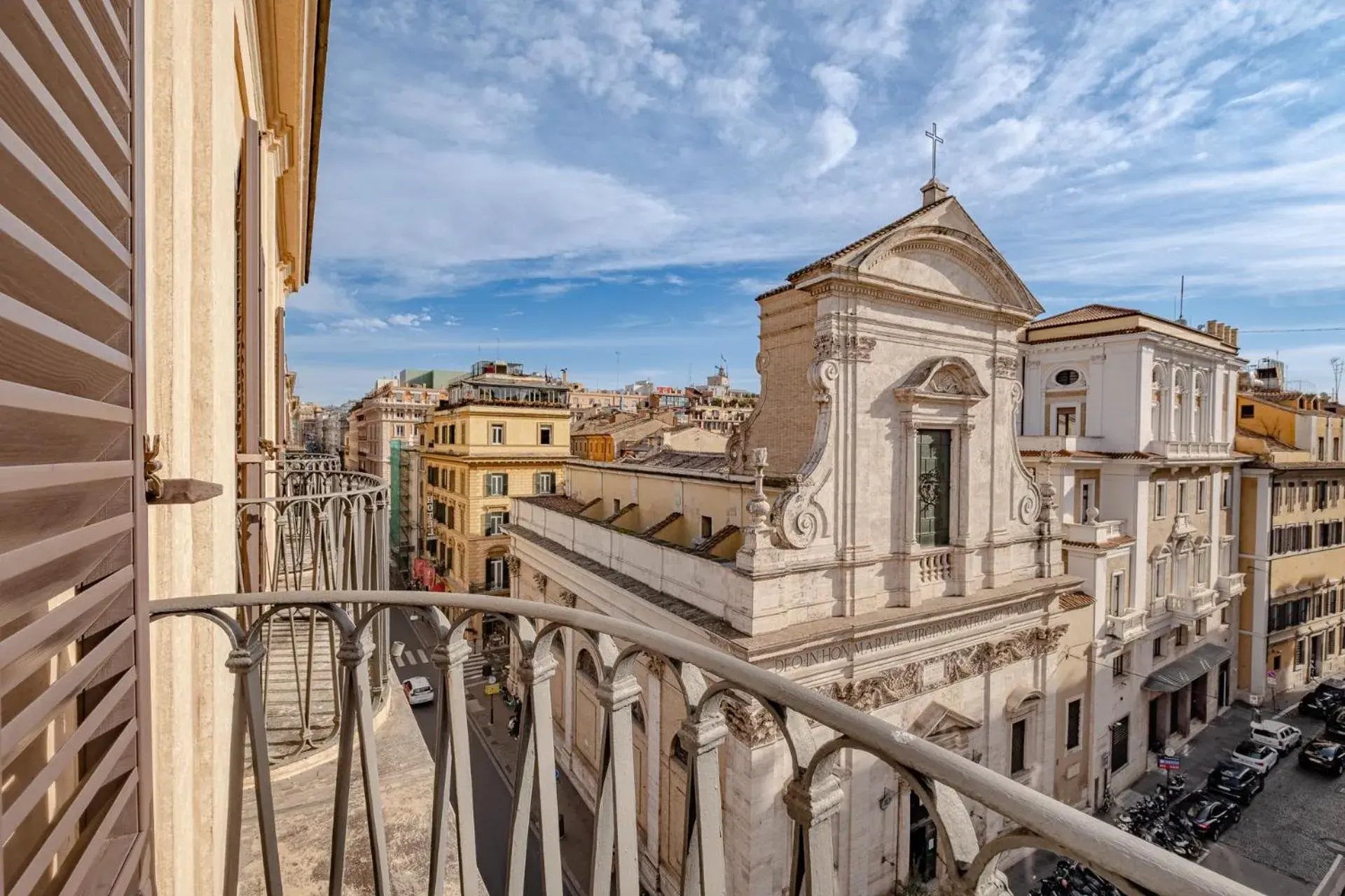 City view in Oriana Homèl Roma City view in Oriana Homèl Roma