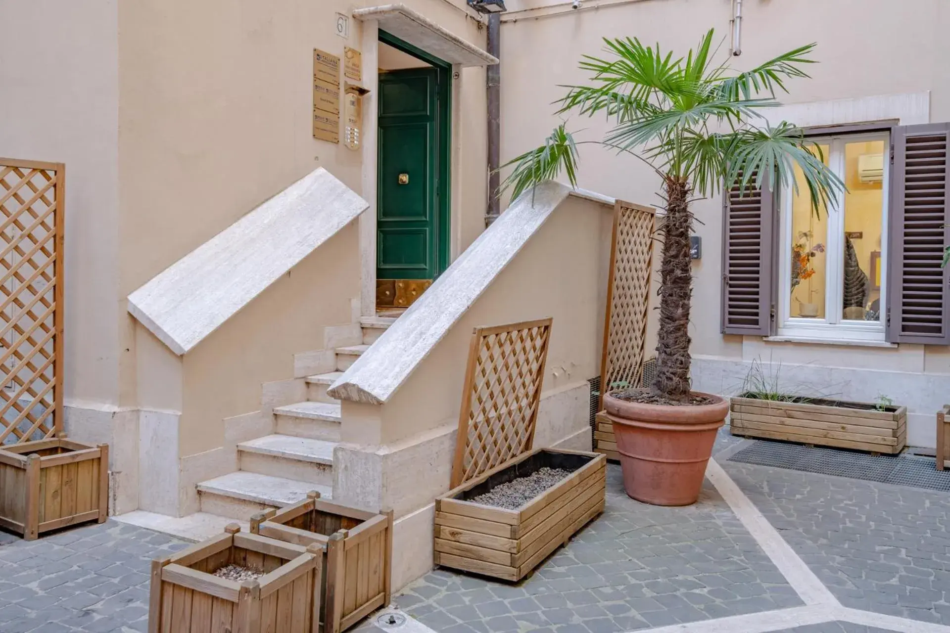 Facade/entrance in Oriana Homèl Roma Facade/entrance in Oriana Homèl Roma