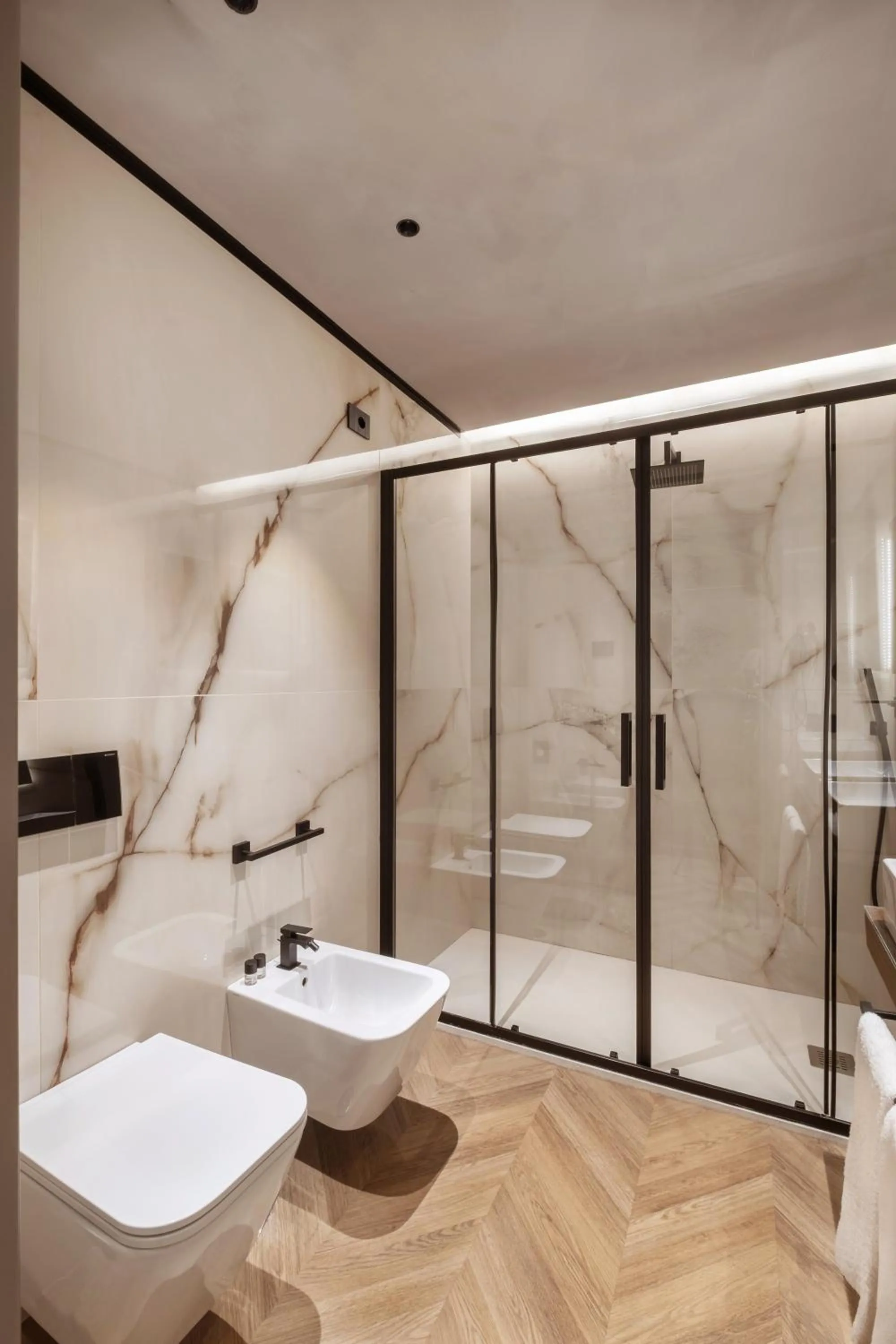 Bathroom in Oriana Homèl Roma