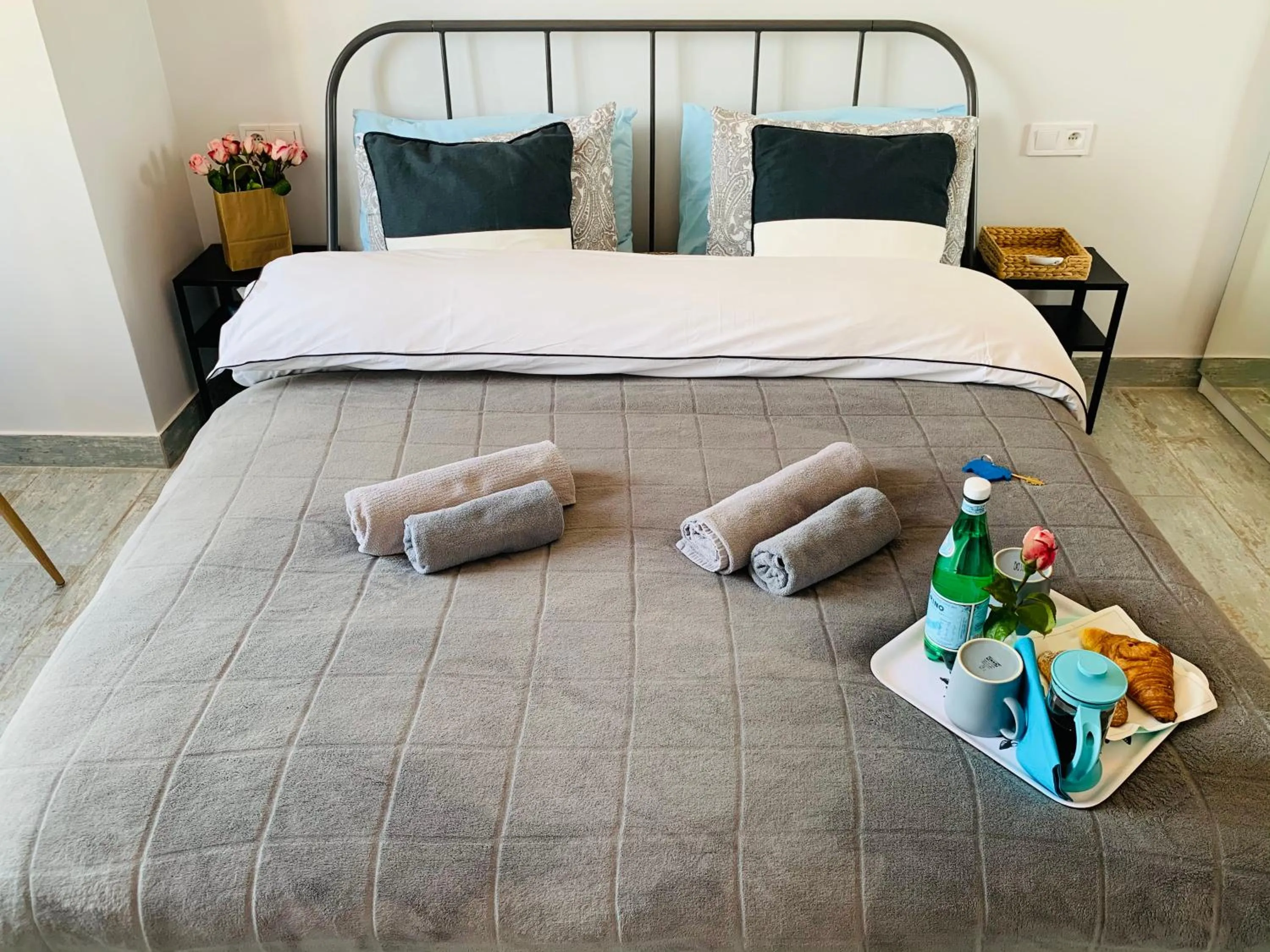 Bed in Apartments Monaco