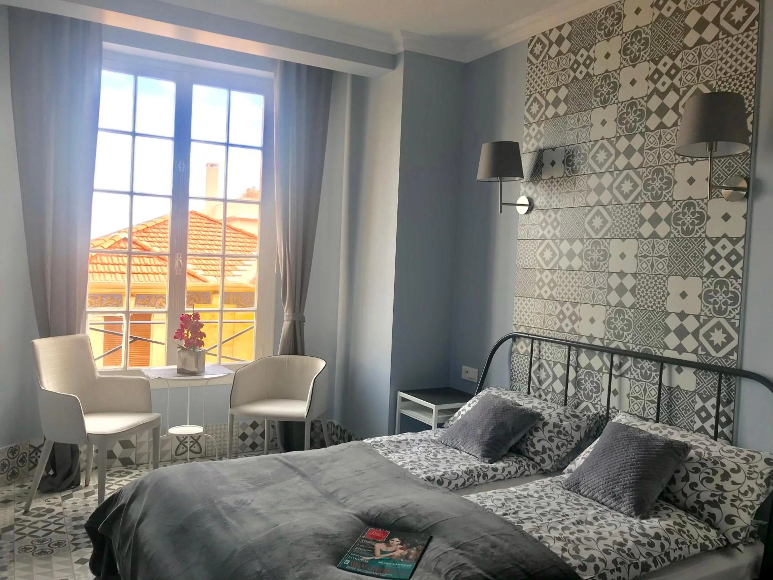 Bed in Apartments Monaco