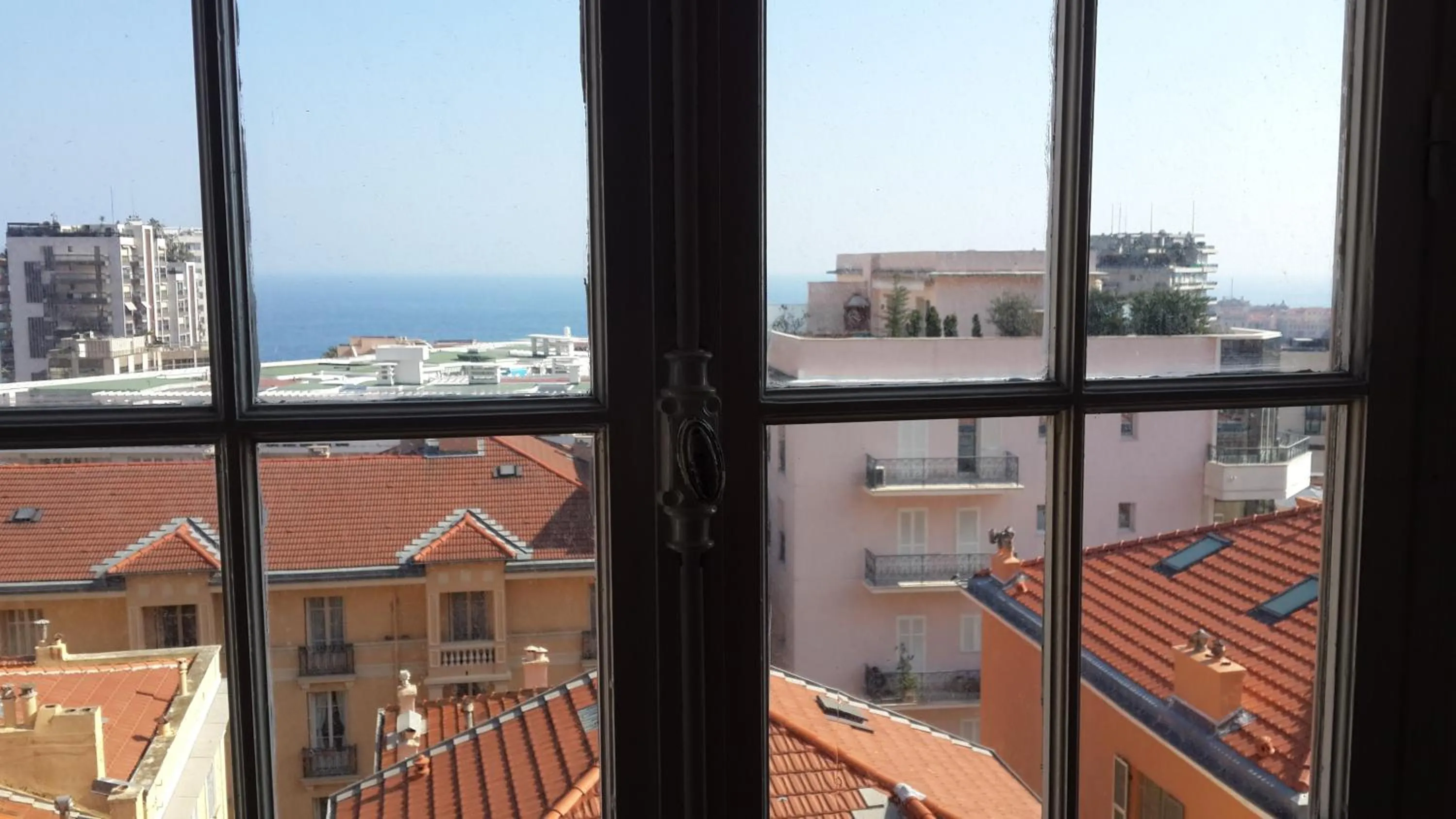 Sea view in Apartments Monaco