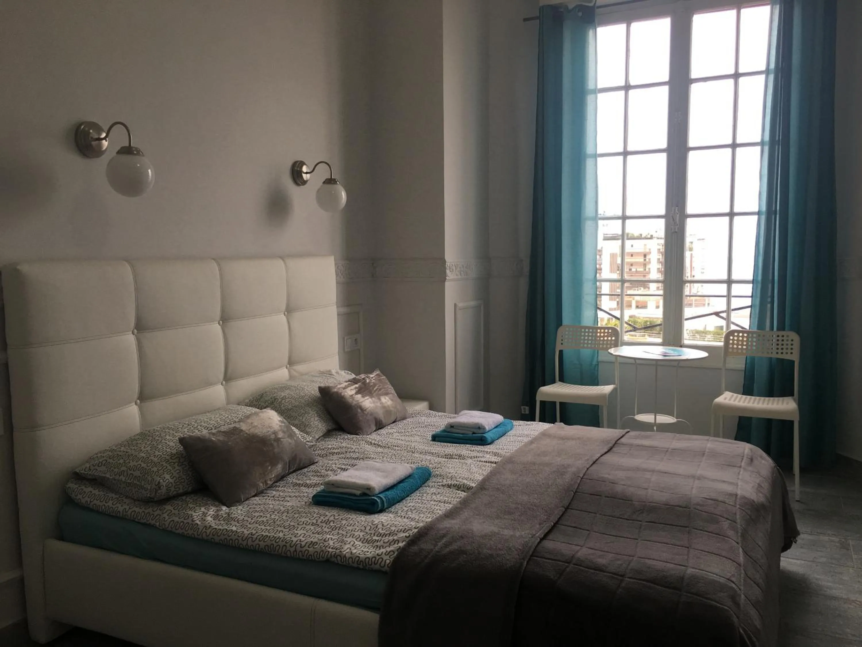 Bed in Apartments Monaco