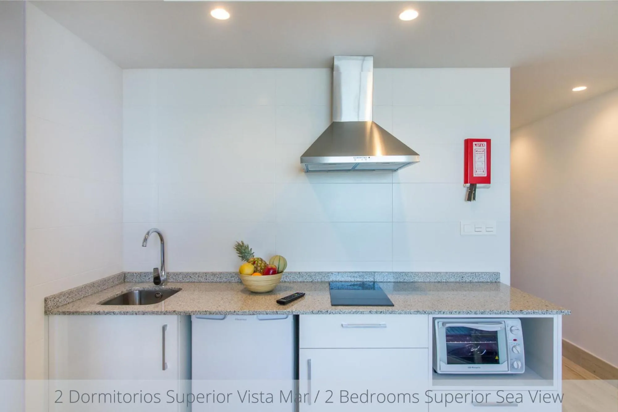 Kitchen or kitchenette in Apartamentos La Era Park