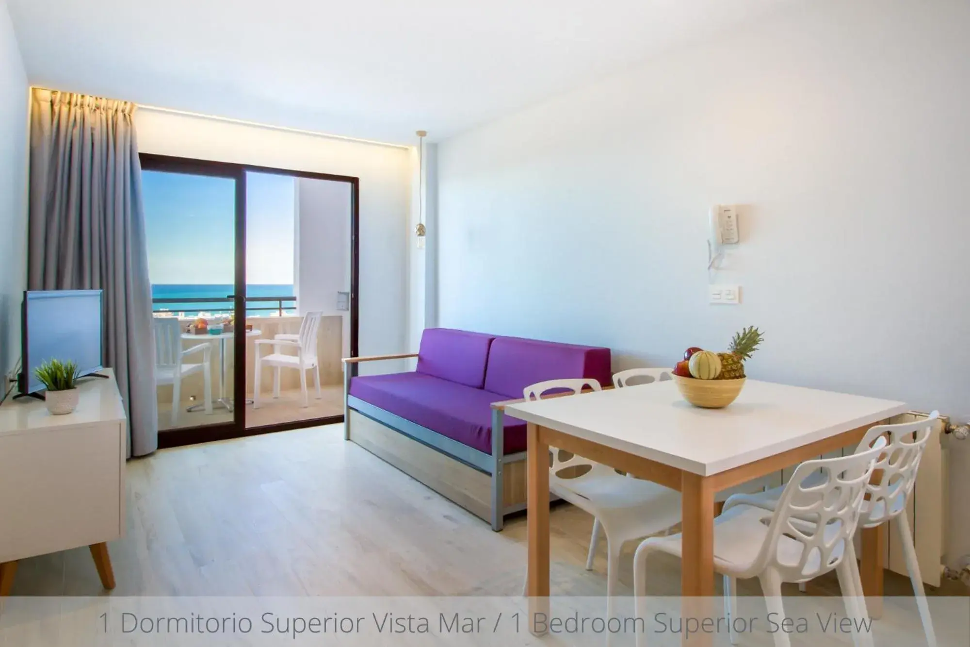 Balcony/Terrace, Bed in Apartamentos La Era Park Balcony/Terrace, Bed in Apartamentos La Era Park