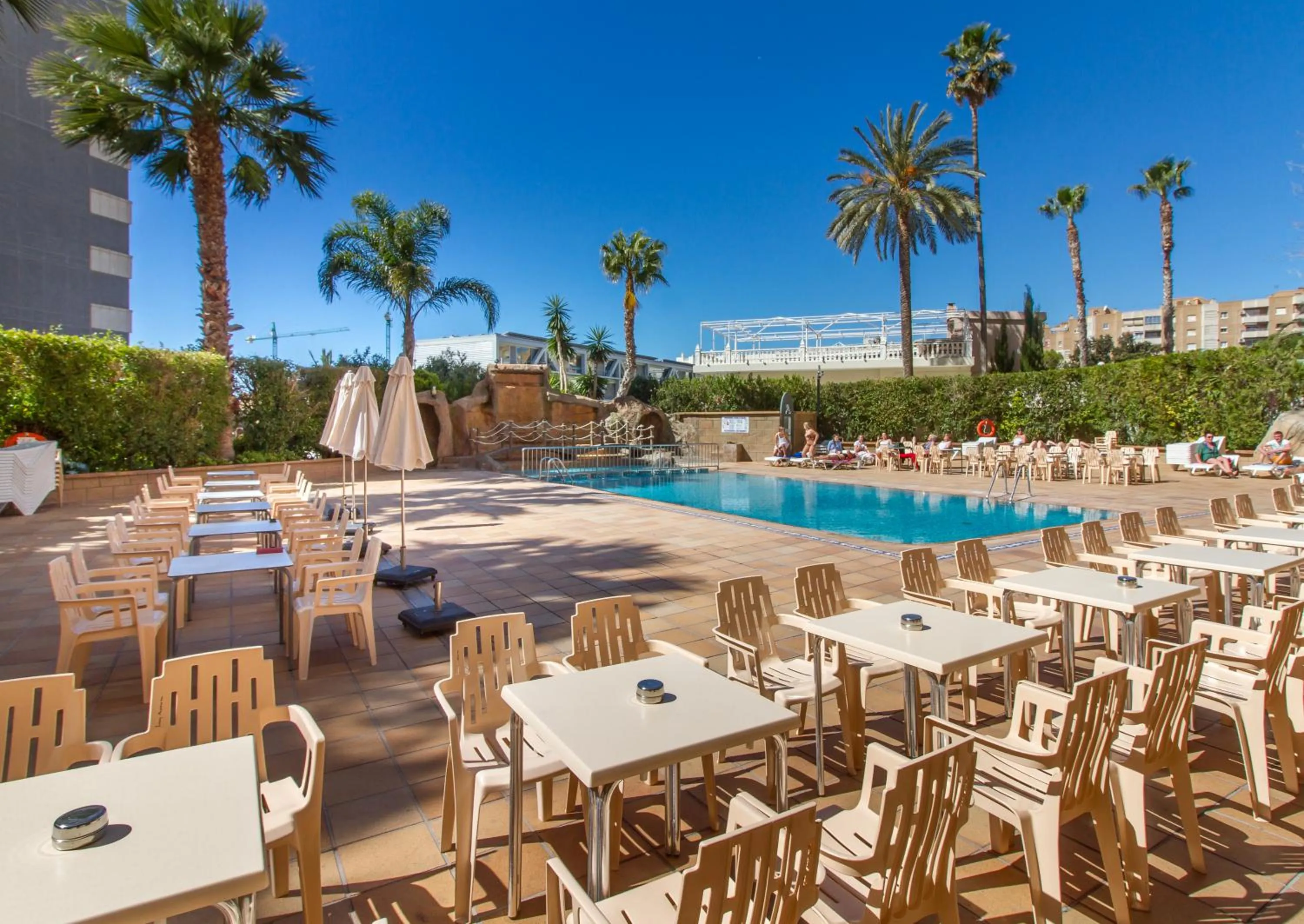 Swimming pool in Apartamentos La Era Park
