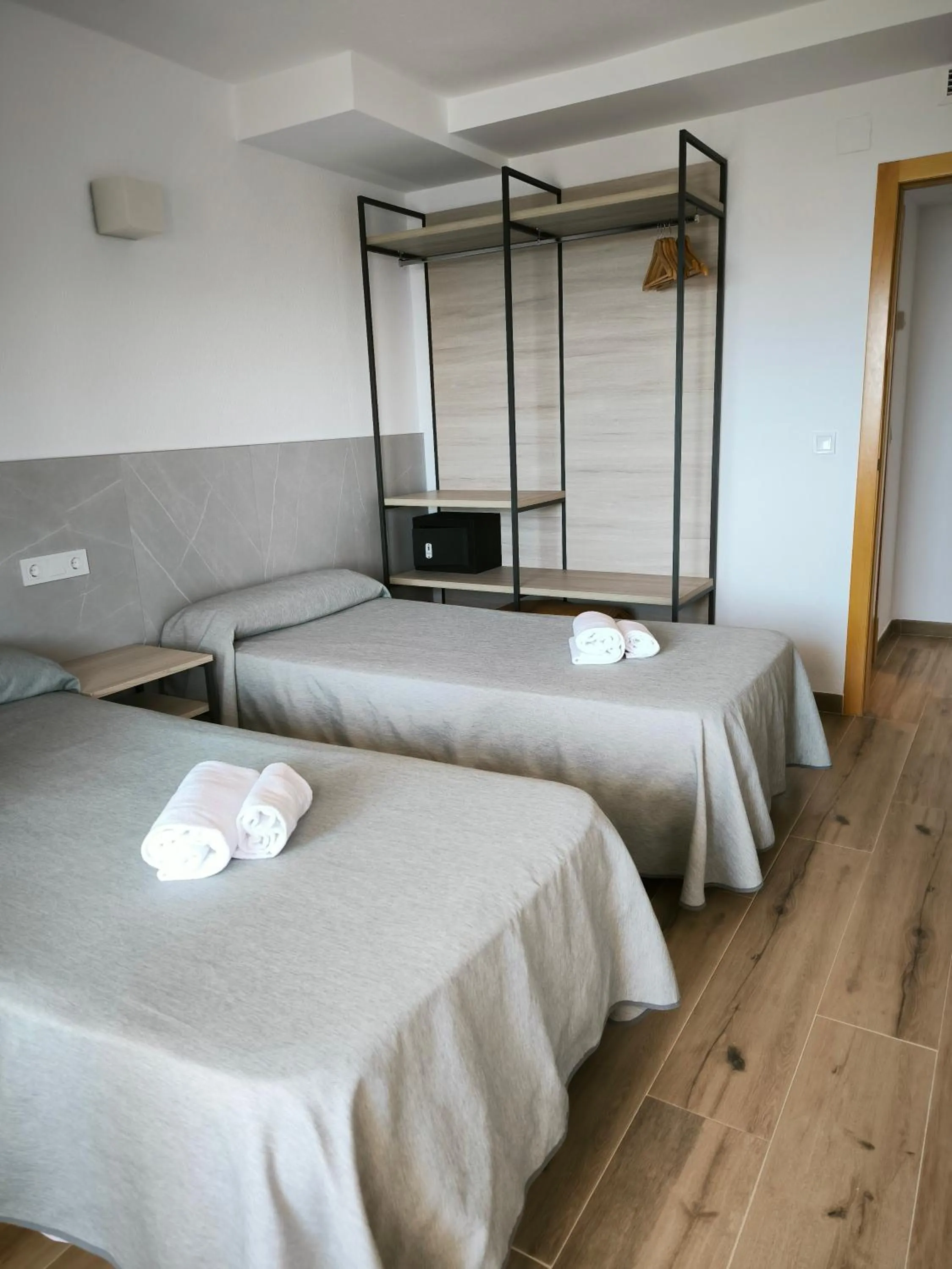 Bed in Apartamentos La Era Park