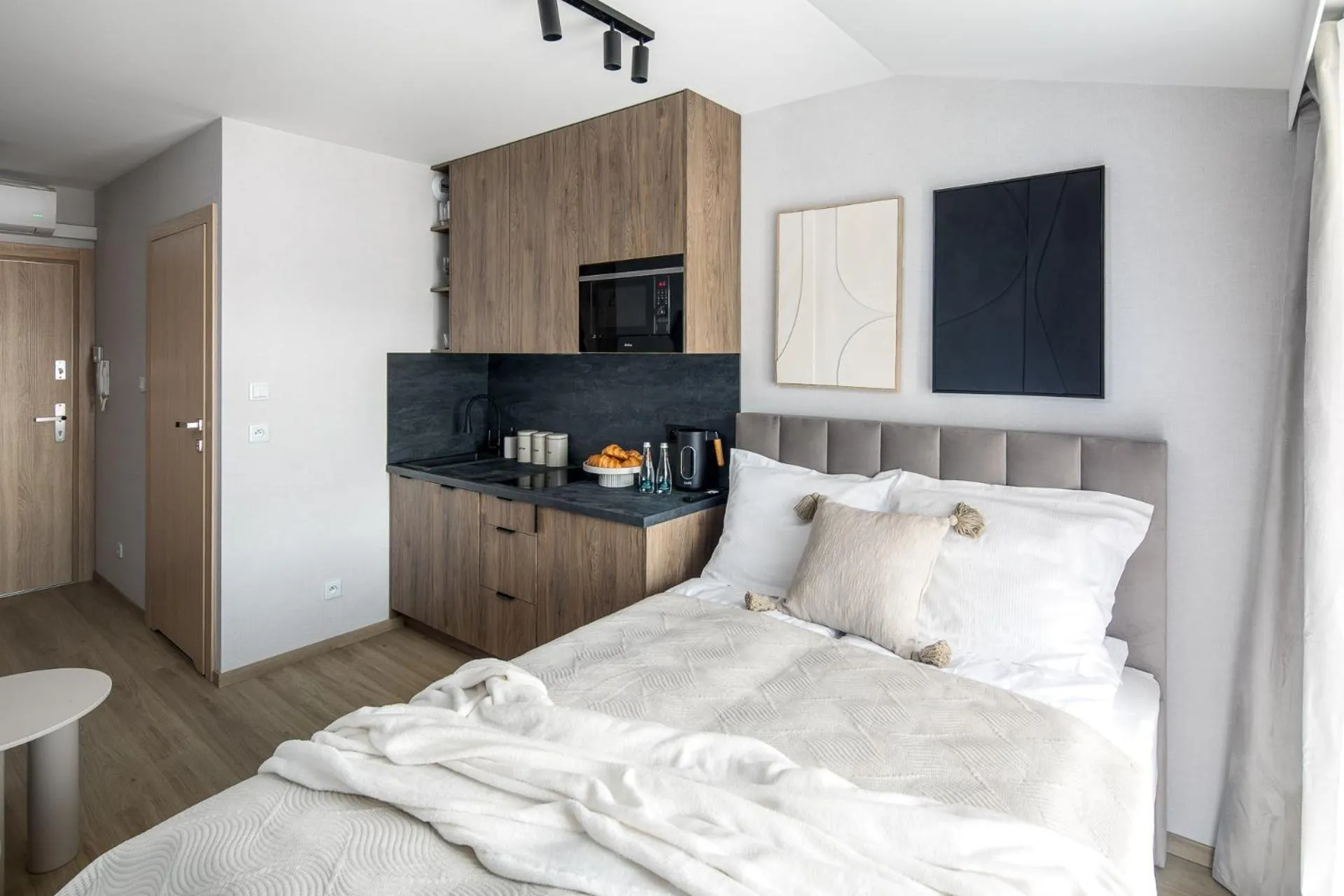 Bed in Iron Street by A11 Sauna