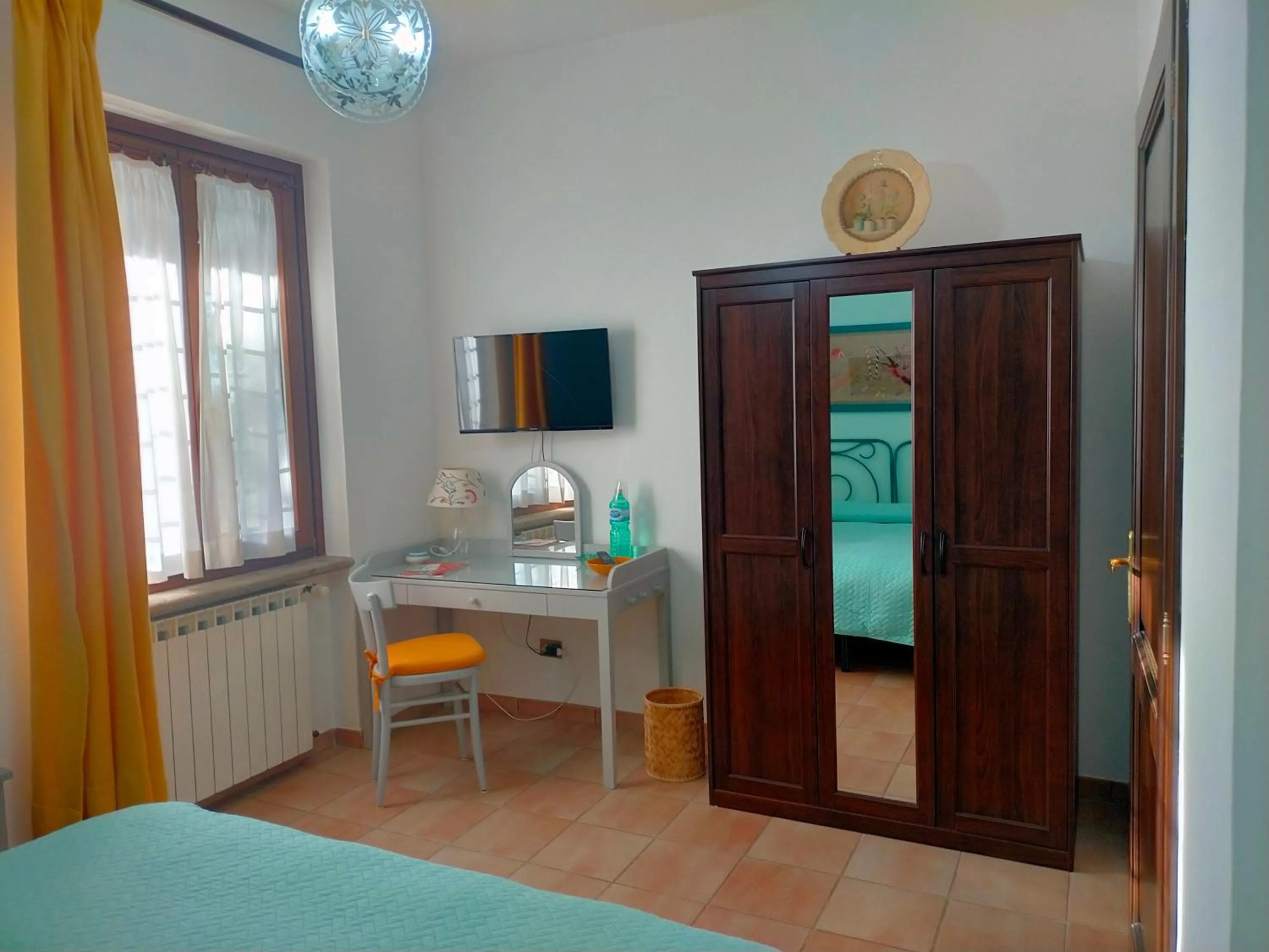 Photo of the whole room, Bed in La Villa di Lucia