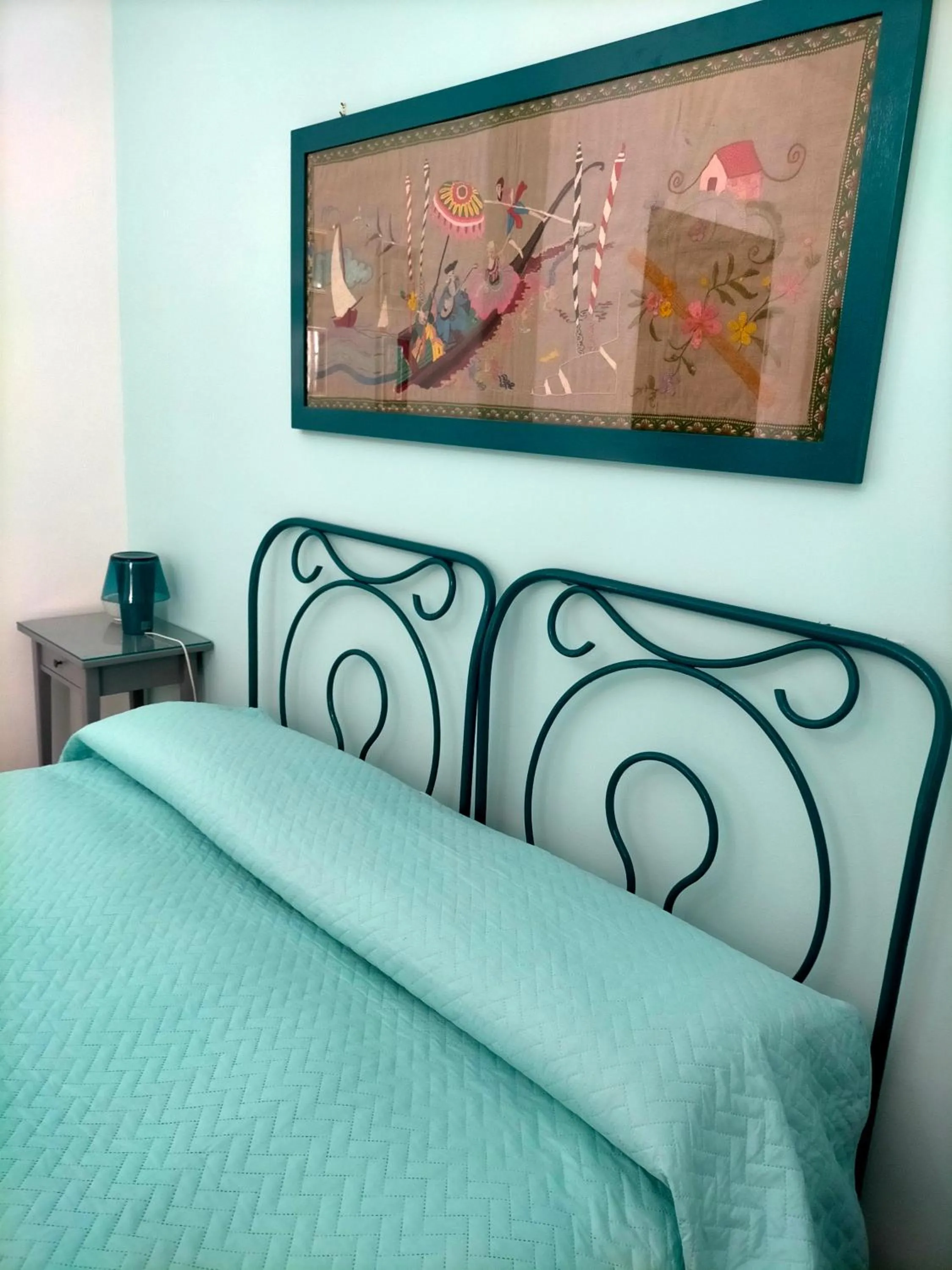 Photo of the whole room, Bed in La Villa di Lucia