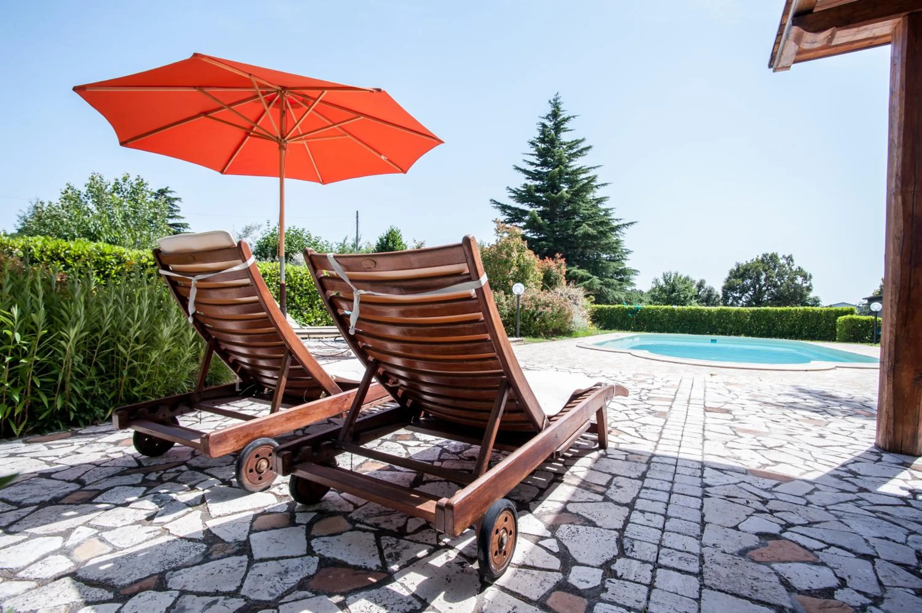 Swimming pool in La Villa di Lucia