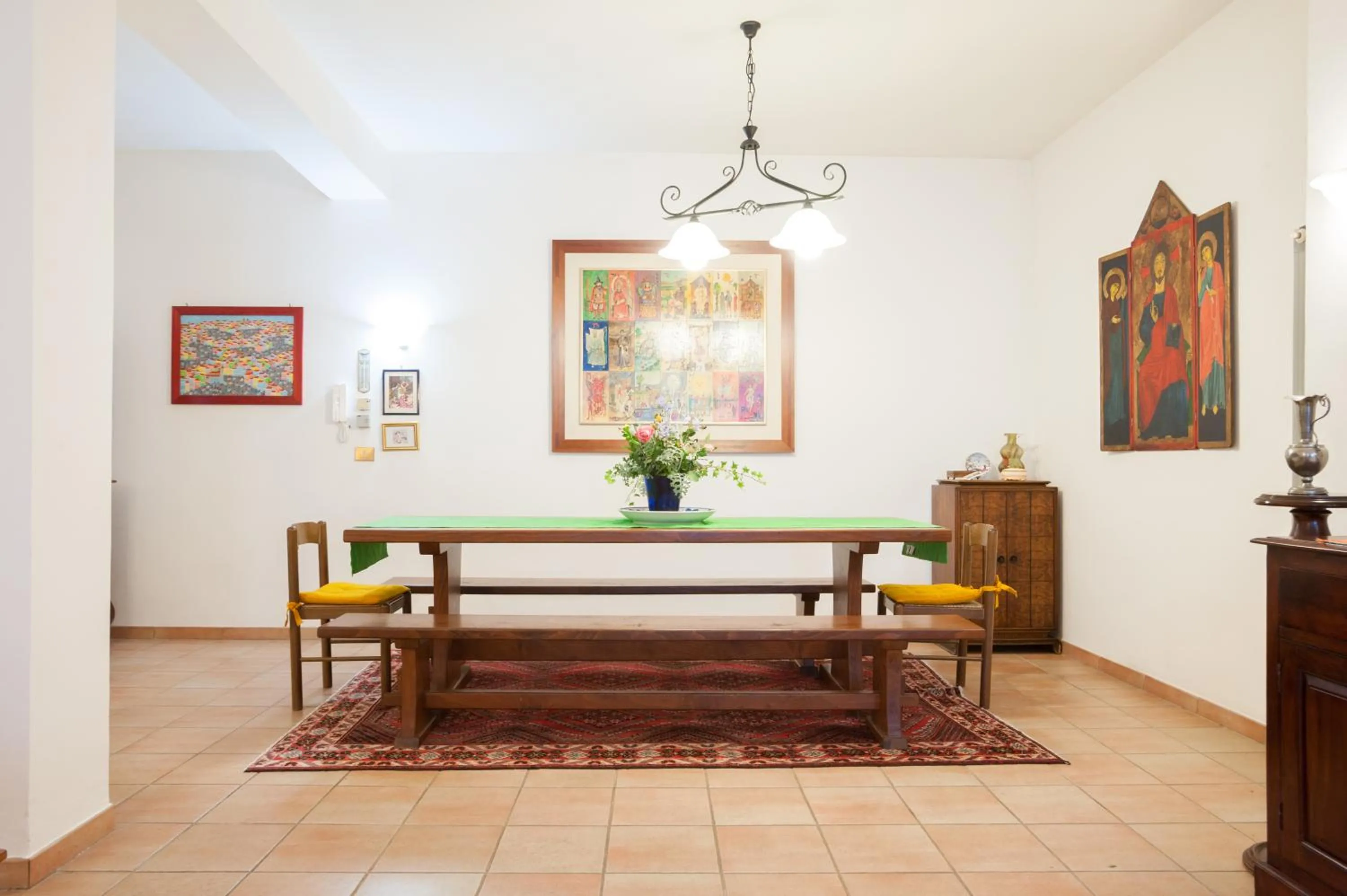 Communal lounge/ TV room in La Villa di Lucia