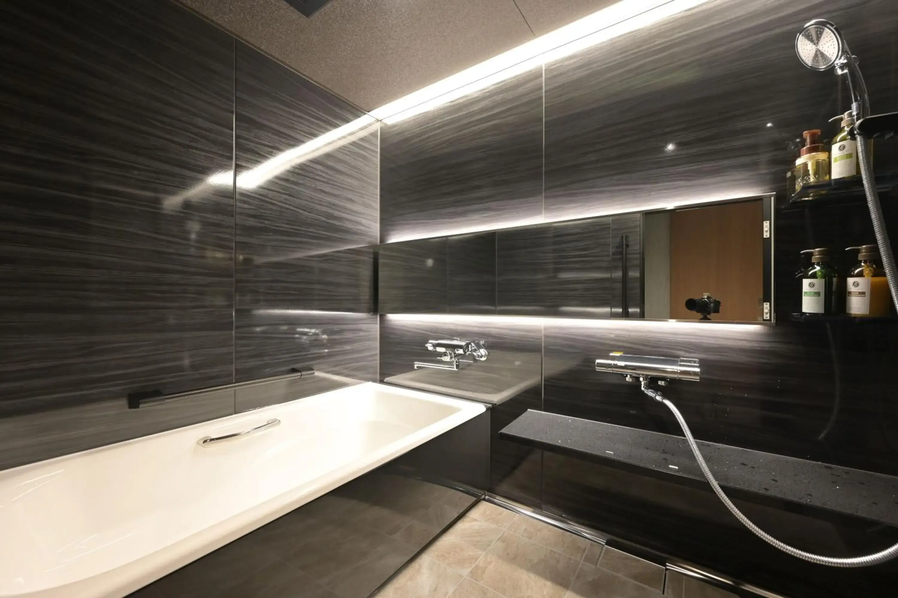 Luxury Quadruple Room in HOTEL THE7 Kumamoto Luxury Quadruple Room in HOTEL THE7 Kumamoto
