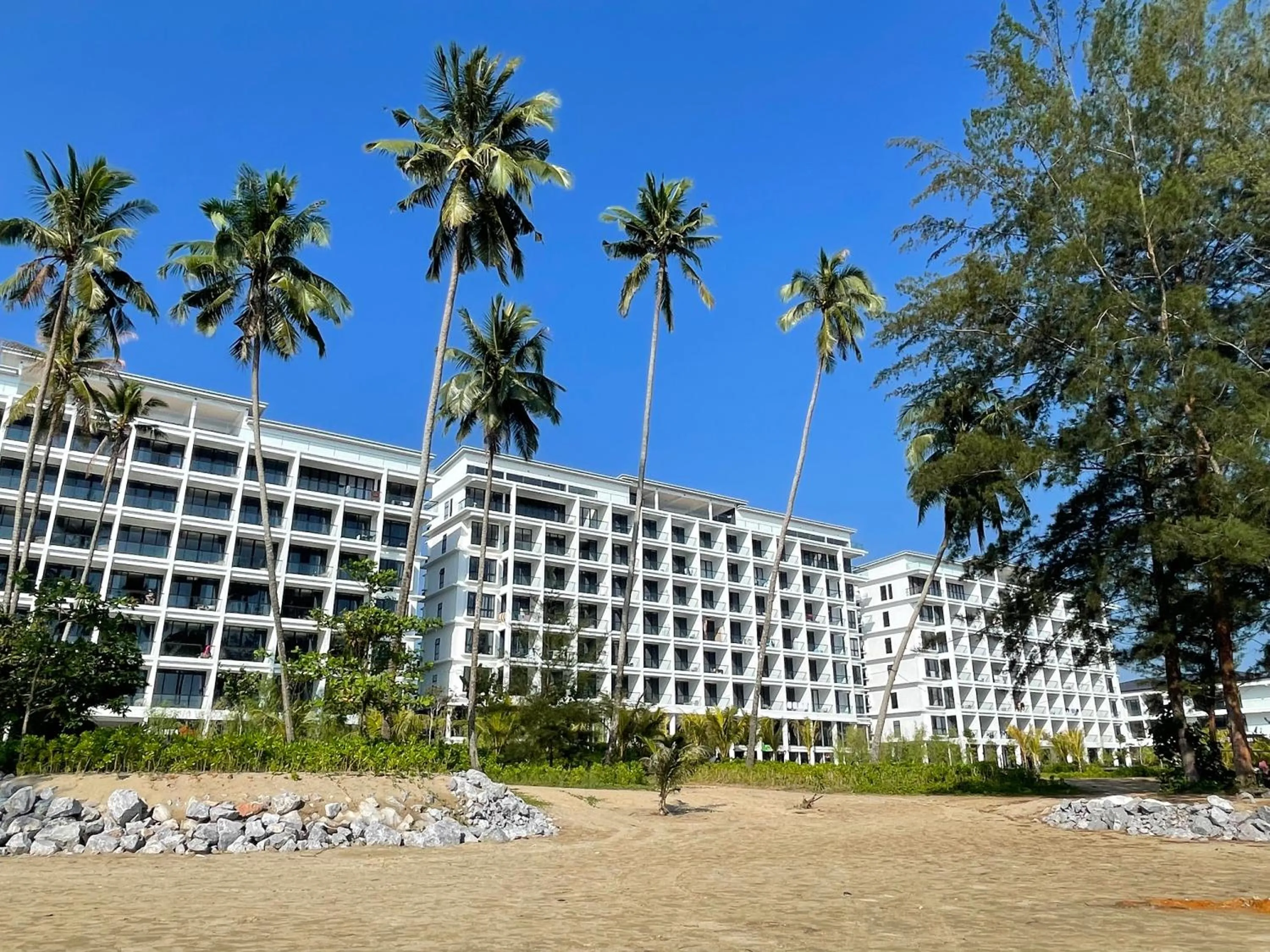 Property building in Sematan Roxy Beach Apartment