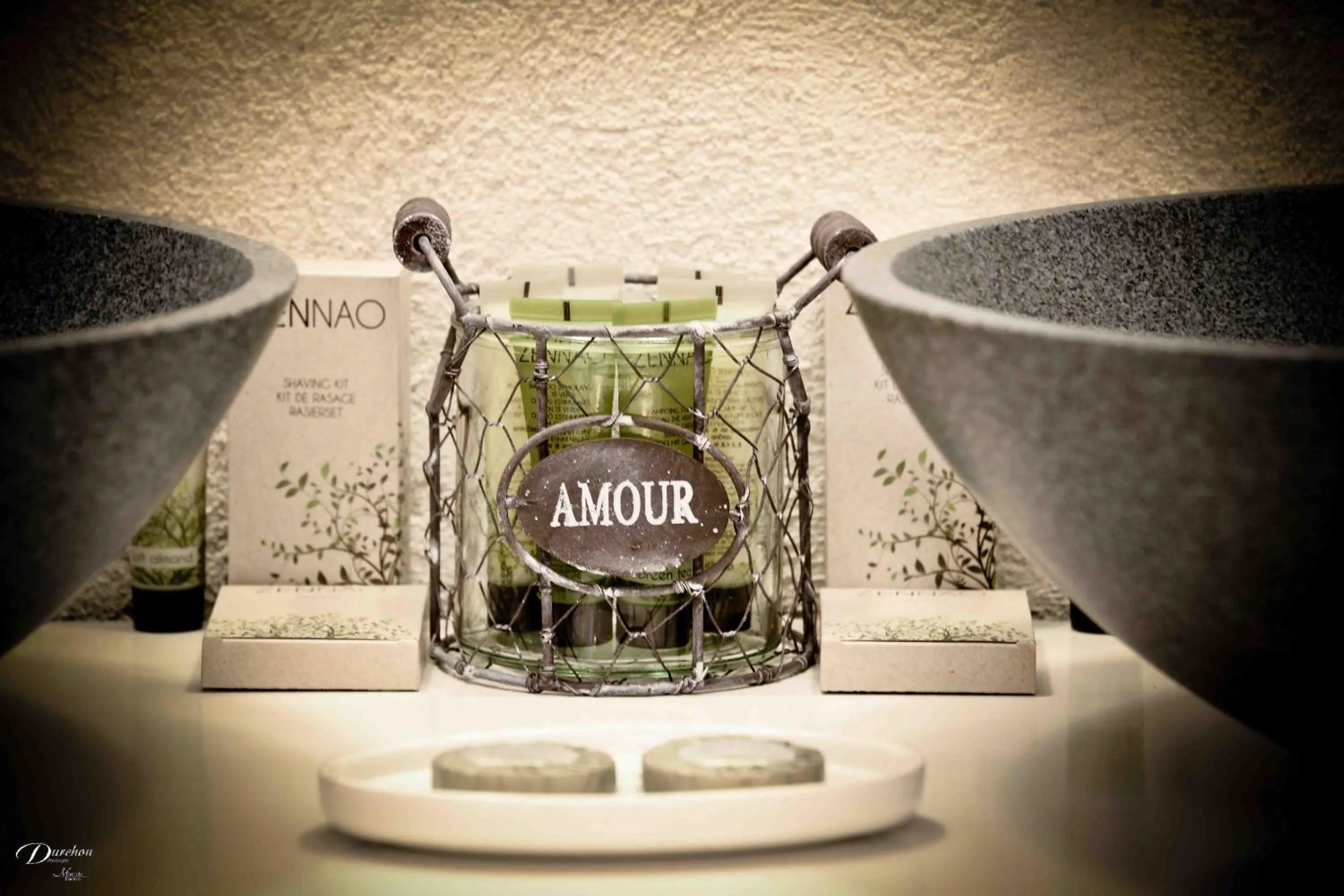 Decorative detail in Demeure de la Carmine, sejour bien-etre d'exception, piscine, hammam, champagne