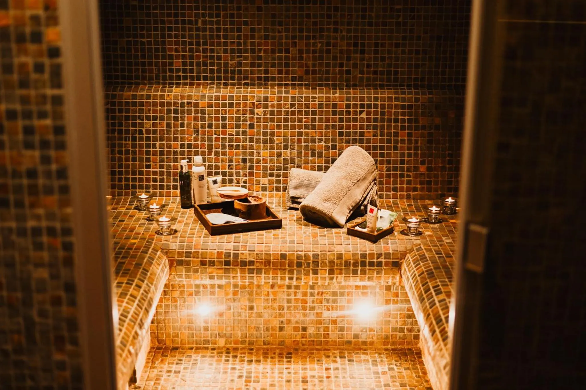 Sauna in Demeure de la Carmine, sejour bien-etre d'exception, piscine, hammam, champagne