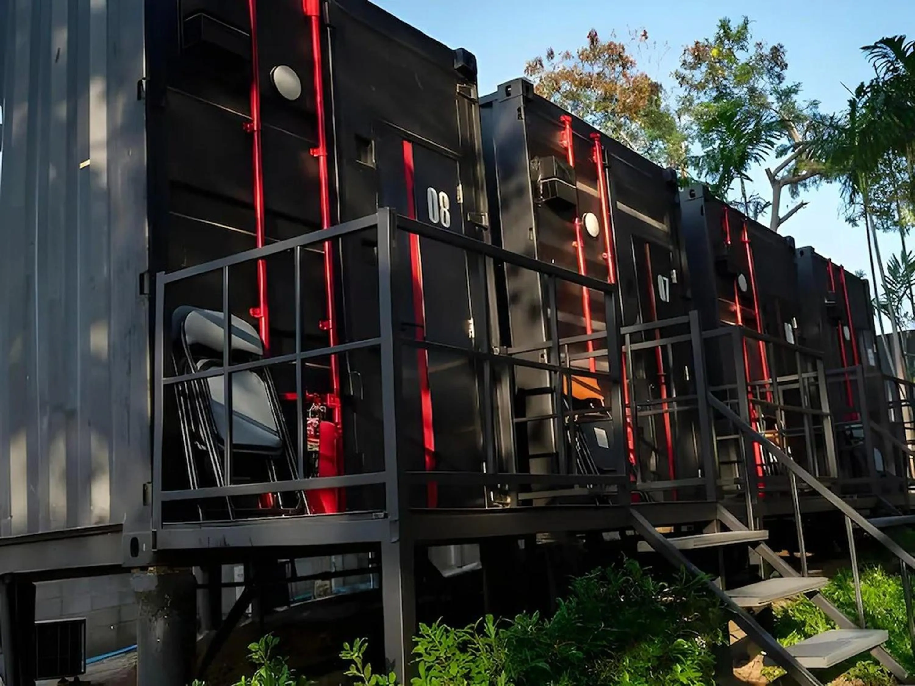 Property building in Nomads Homestay Sriracha