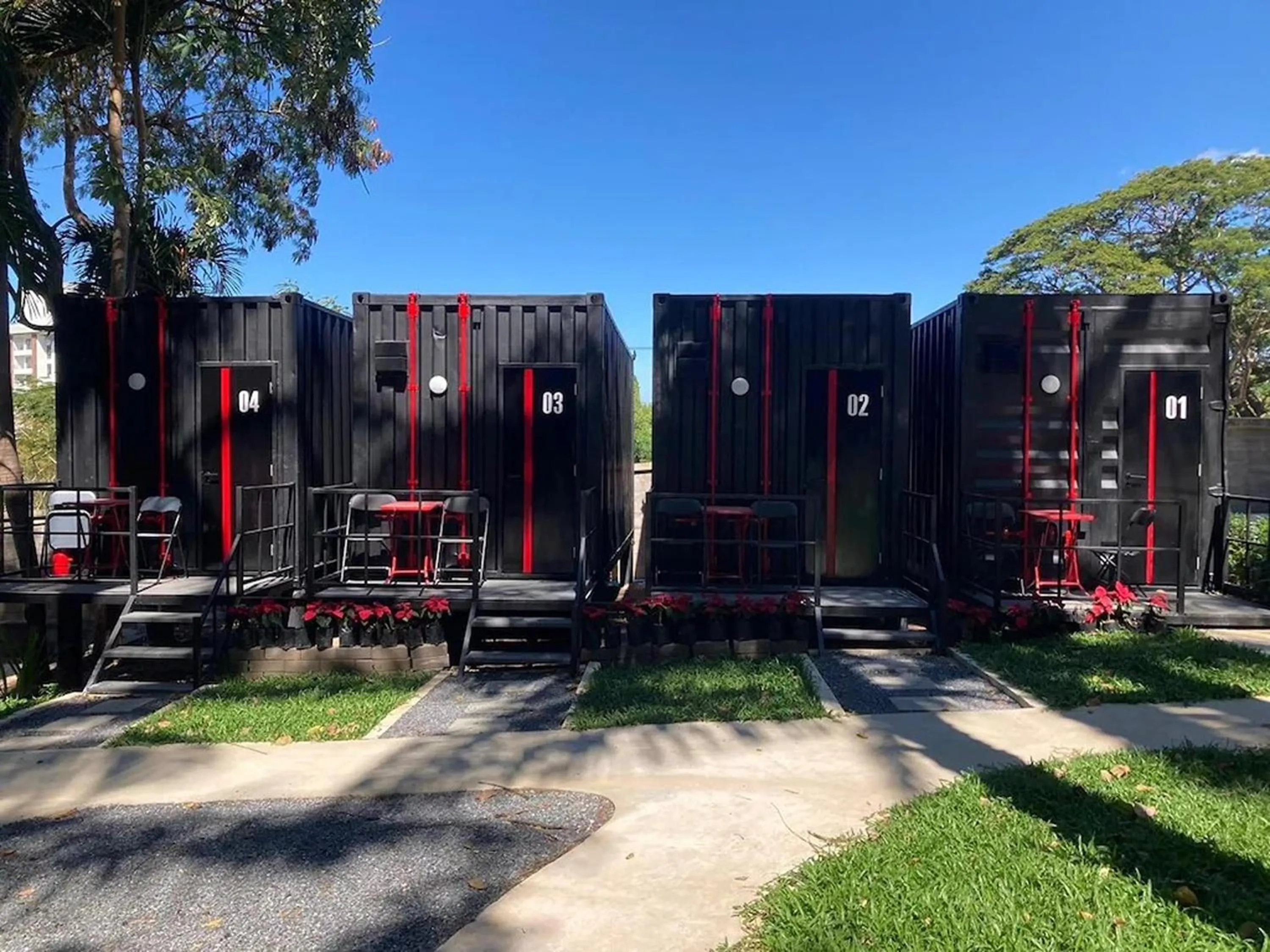 Property building in Nomads Homestay Sriracha