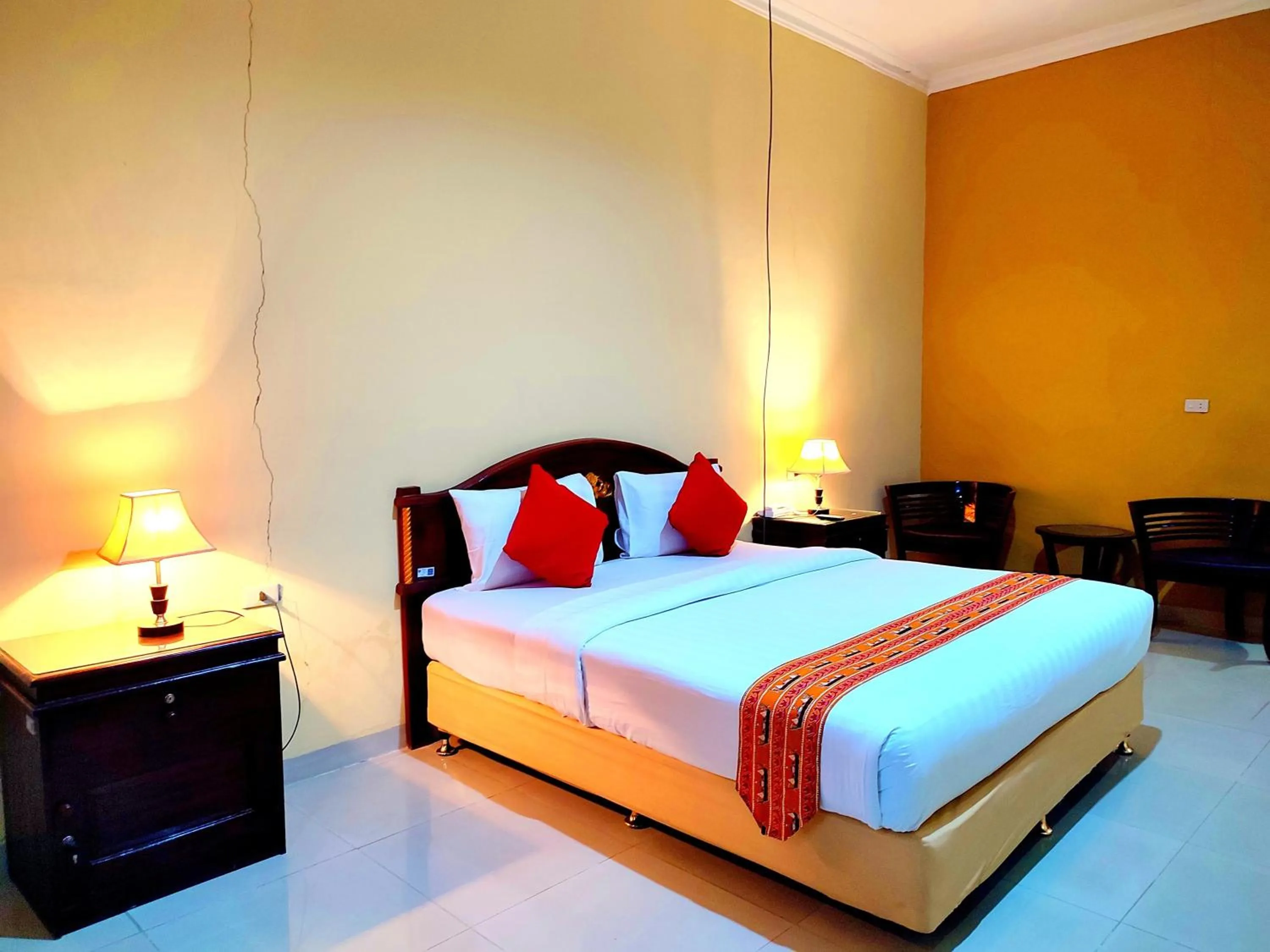 Bed in Esemka Hotel and Convention Kotabumi