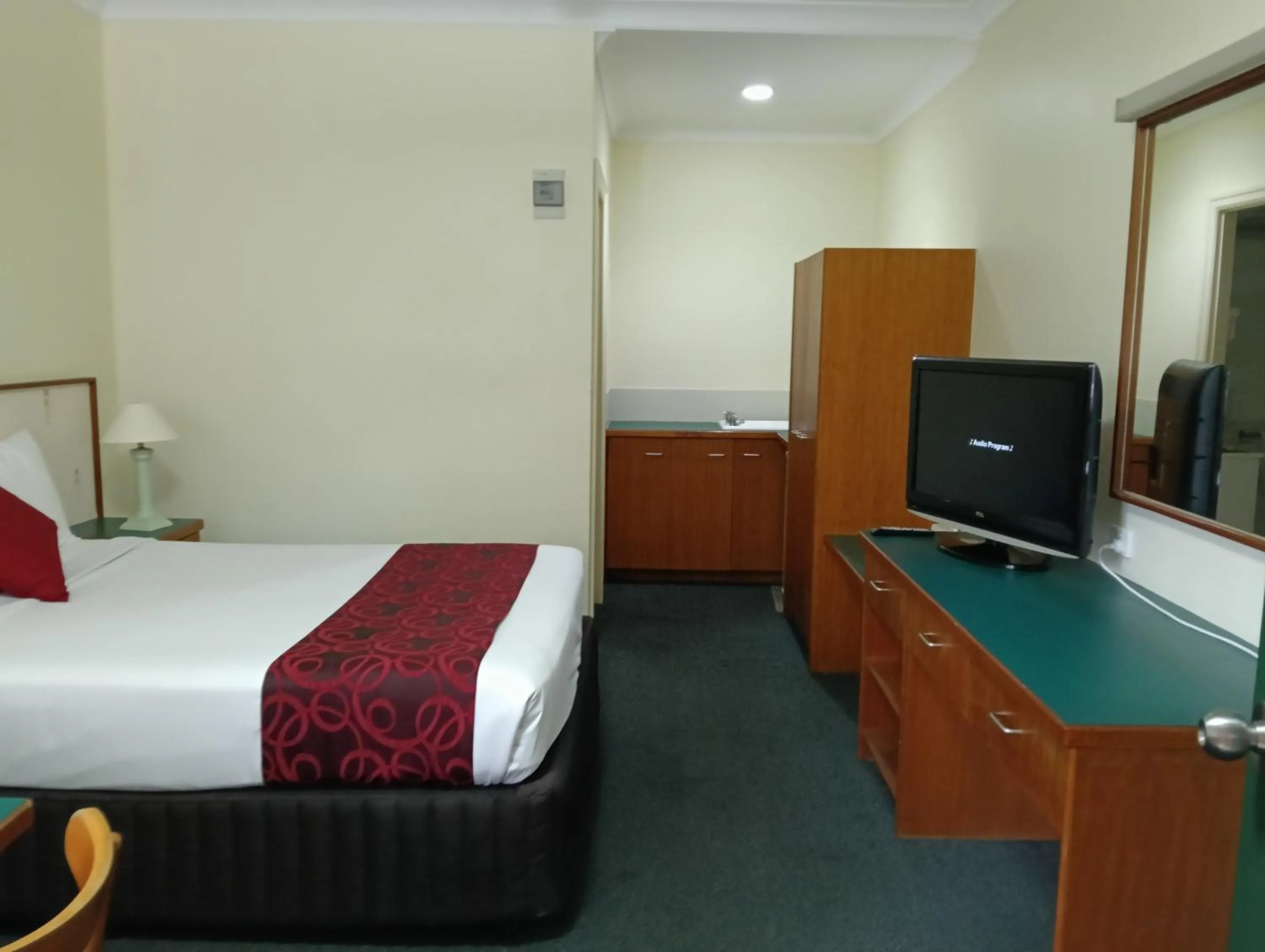 Bayswater Motel