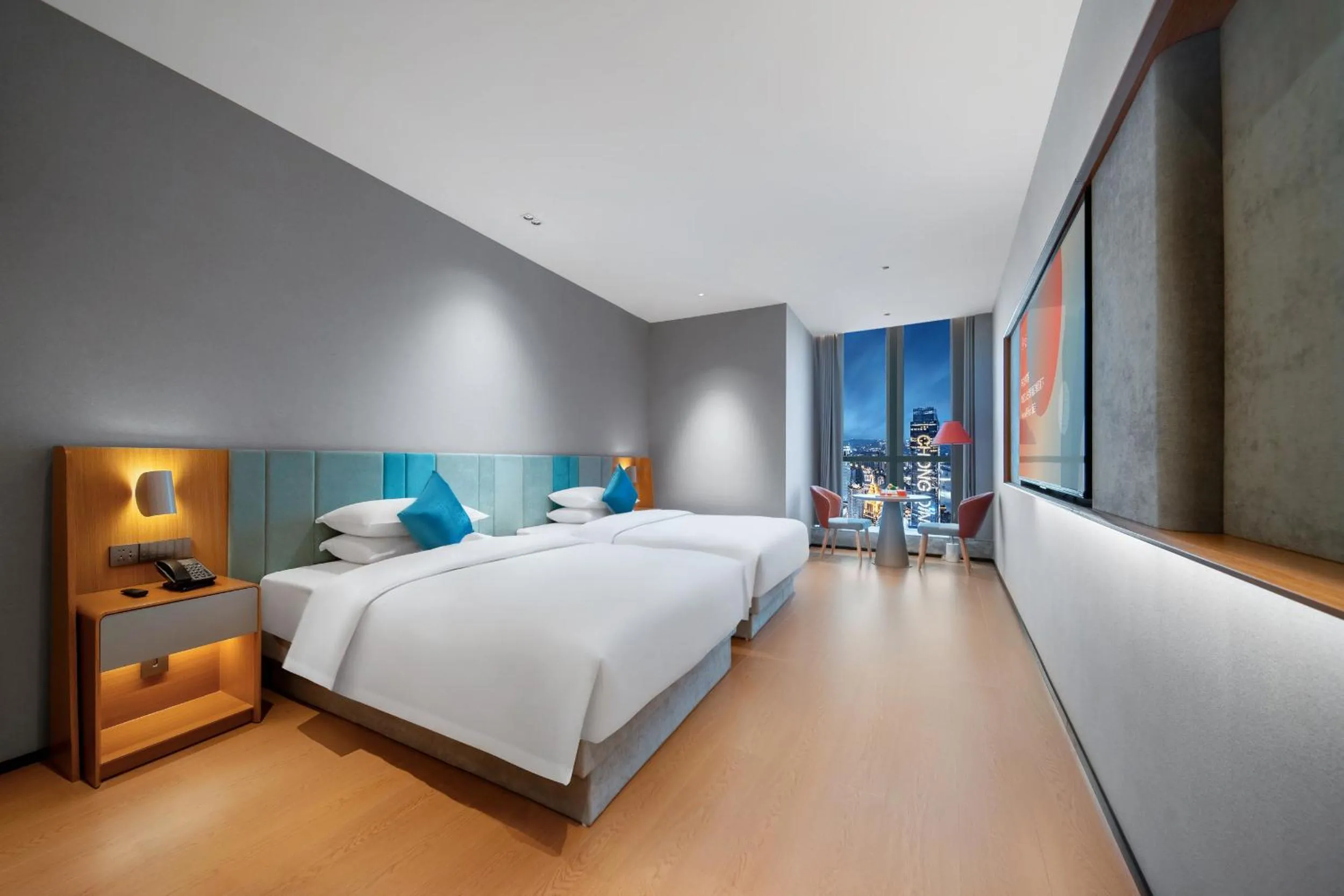 Yu Jian River View Twin Room in Pagoda Hotel Chongqing Jiefangbei Hongya Cave Raffles store