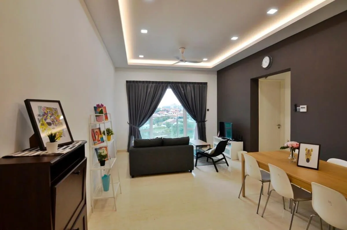 Cozy 2BR TriTower Suite Near JB CIQ JBCC & Capri