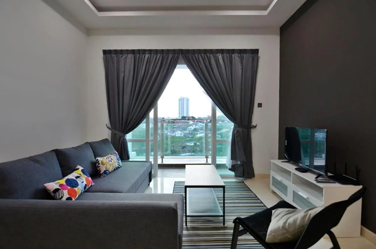 Cozy 2BR TriTower Suite Near JB CIQ JBCC & Capri