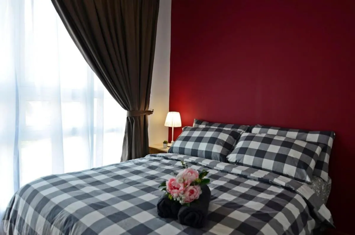 Bed in Cozy 2BR TriTower Suite Near JB CIQ JBCC & Capri