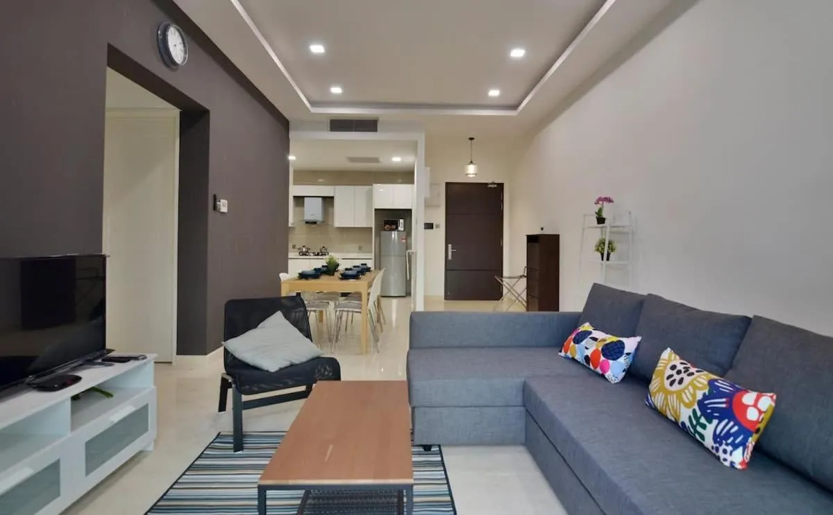 Cozy 2BR TriTower Suite Near JB CIQ JBCC & Capri