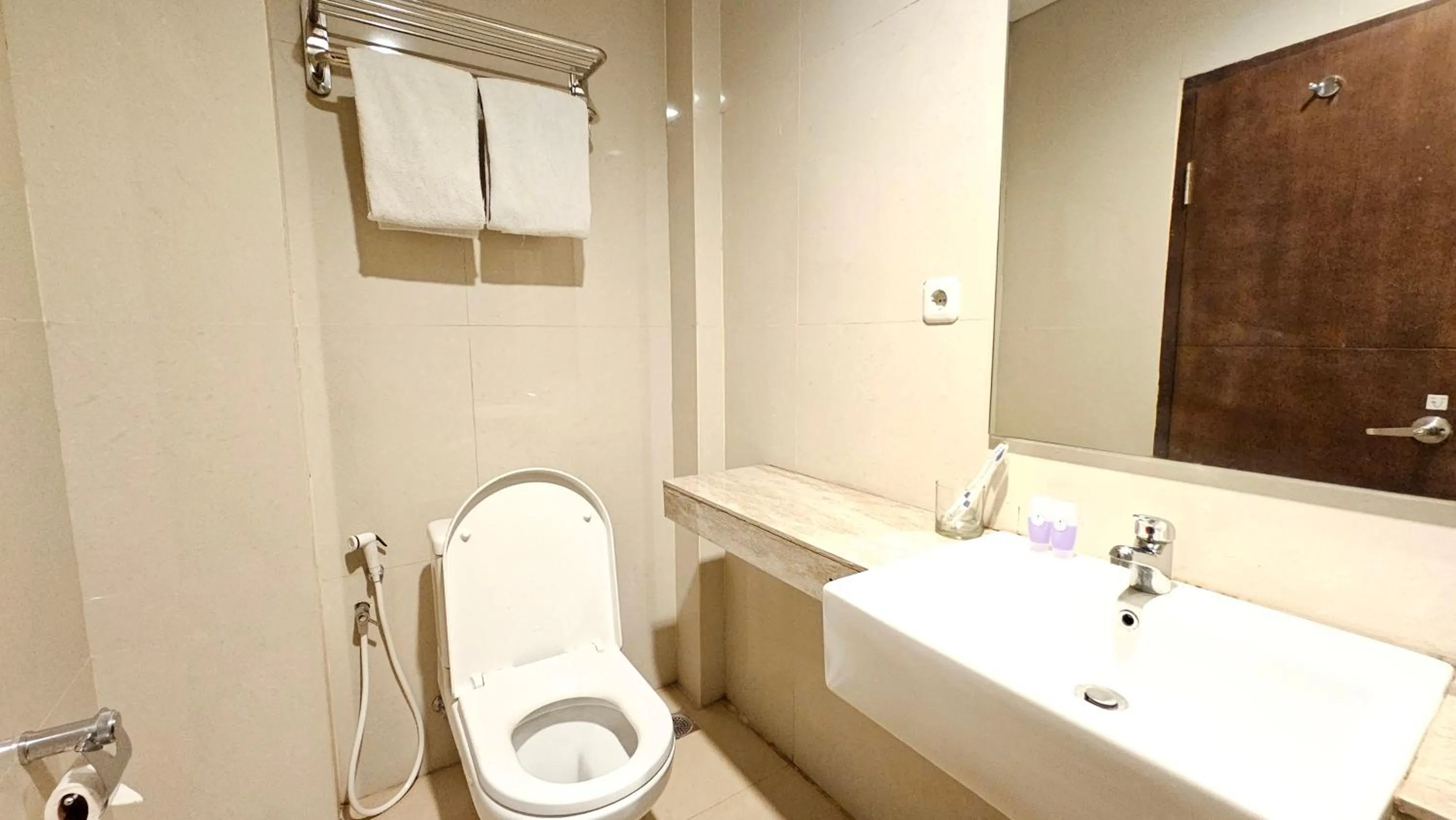 Grage Hotel Malang by TOS