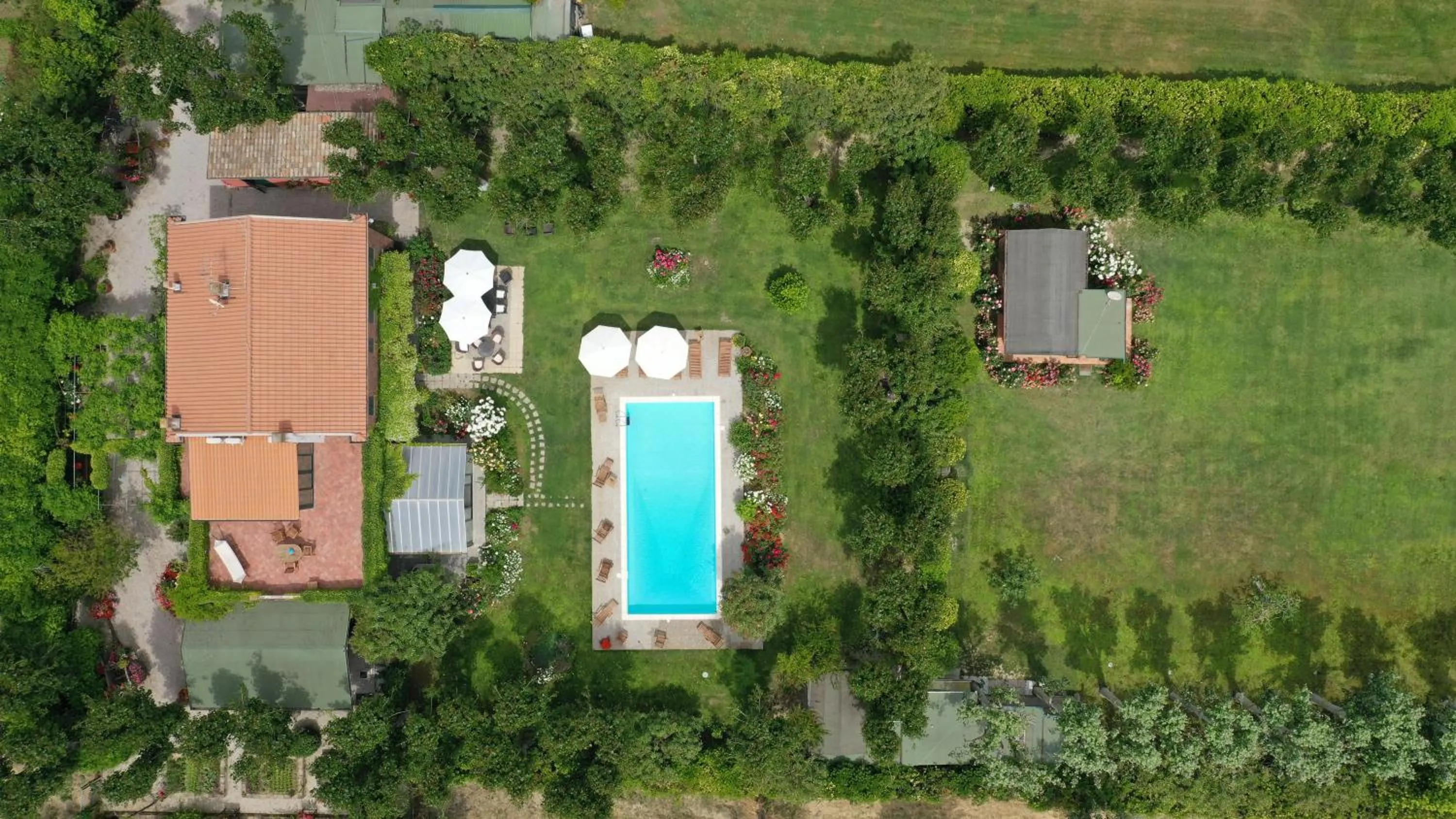Villa Mirella Beach