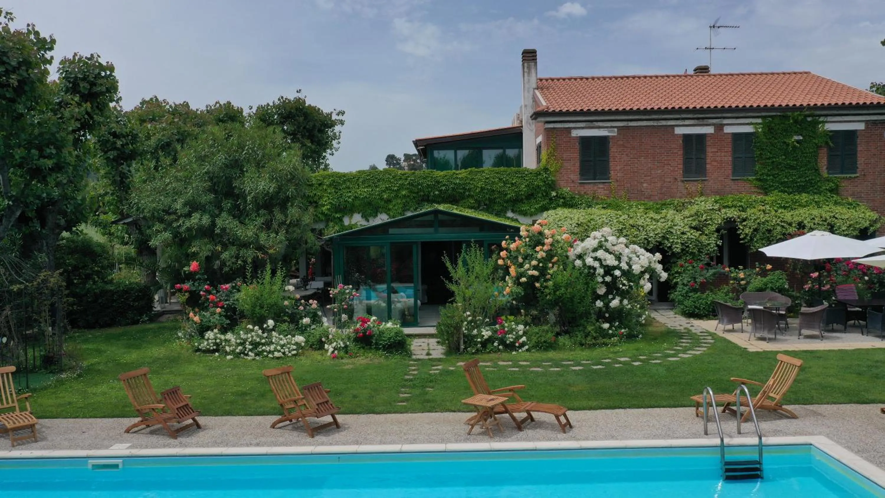 Villa Mirella Beach