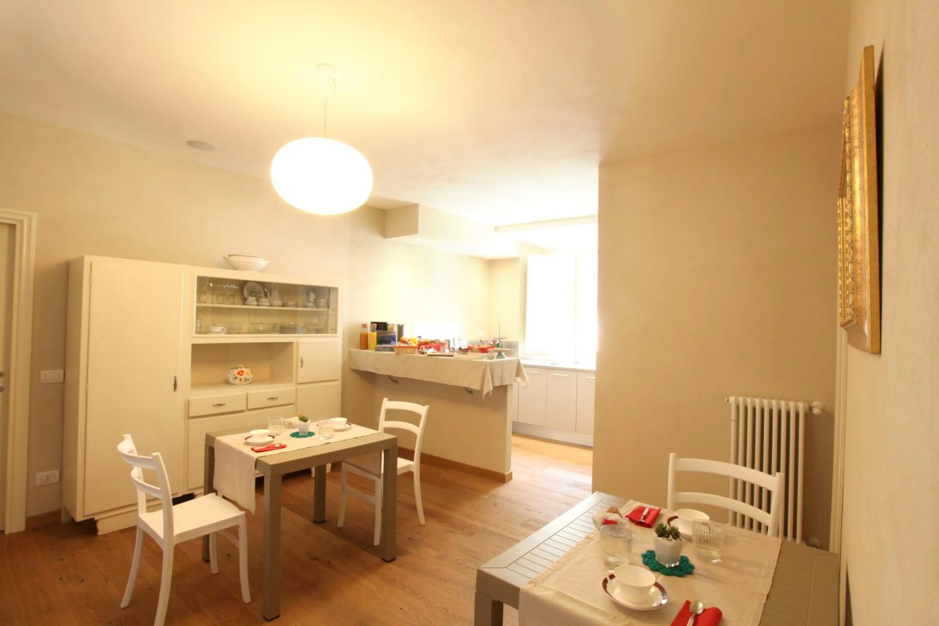 Restaurant/places to eat in B&B Antico Cancello