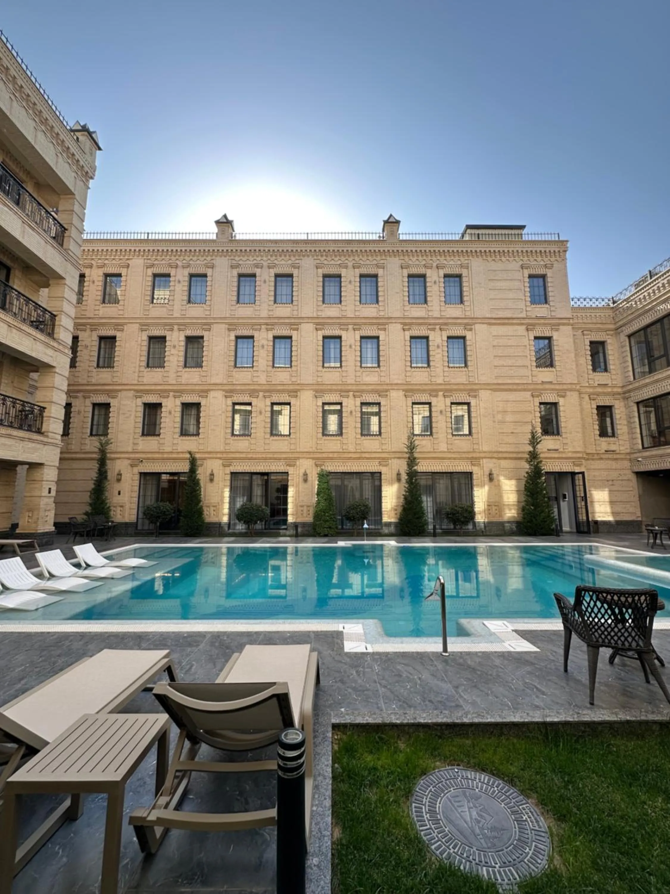 Meridian Plaza by Reikartz