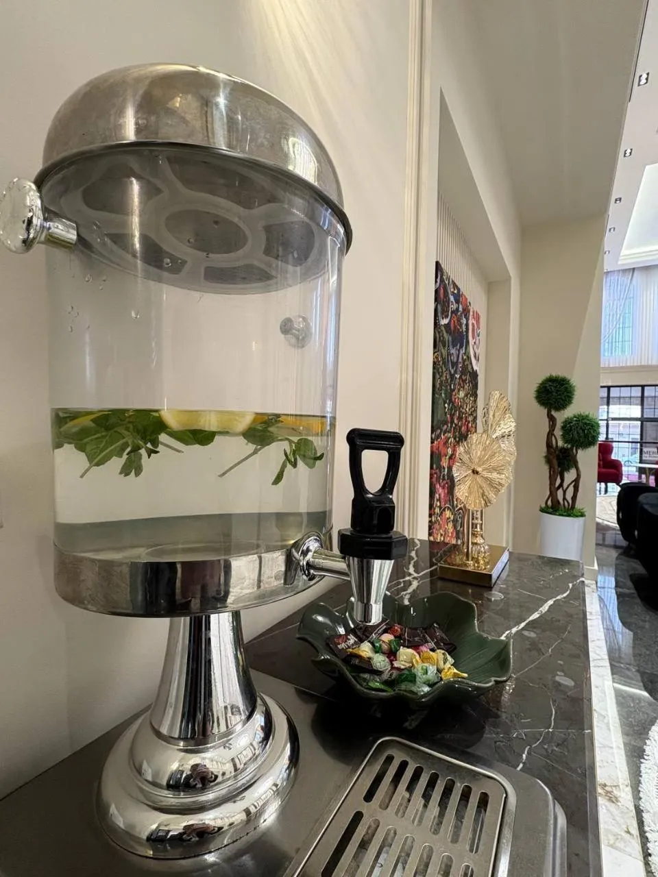 Meridian Plaza by Reikartz