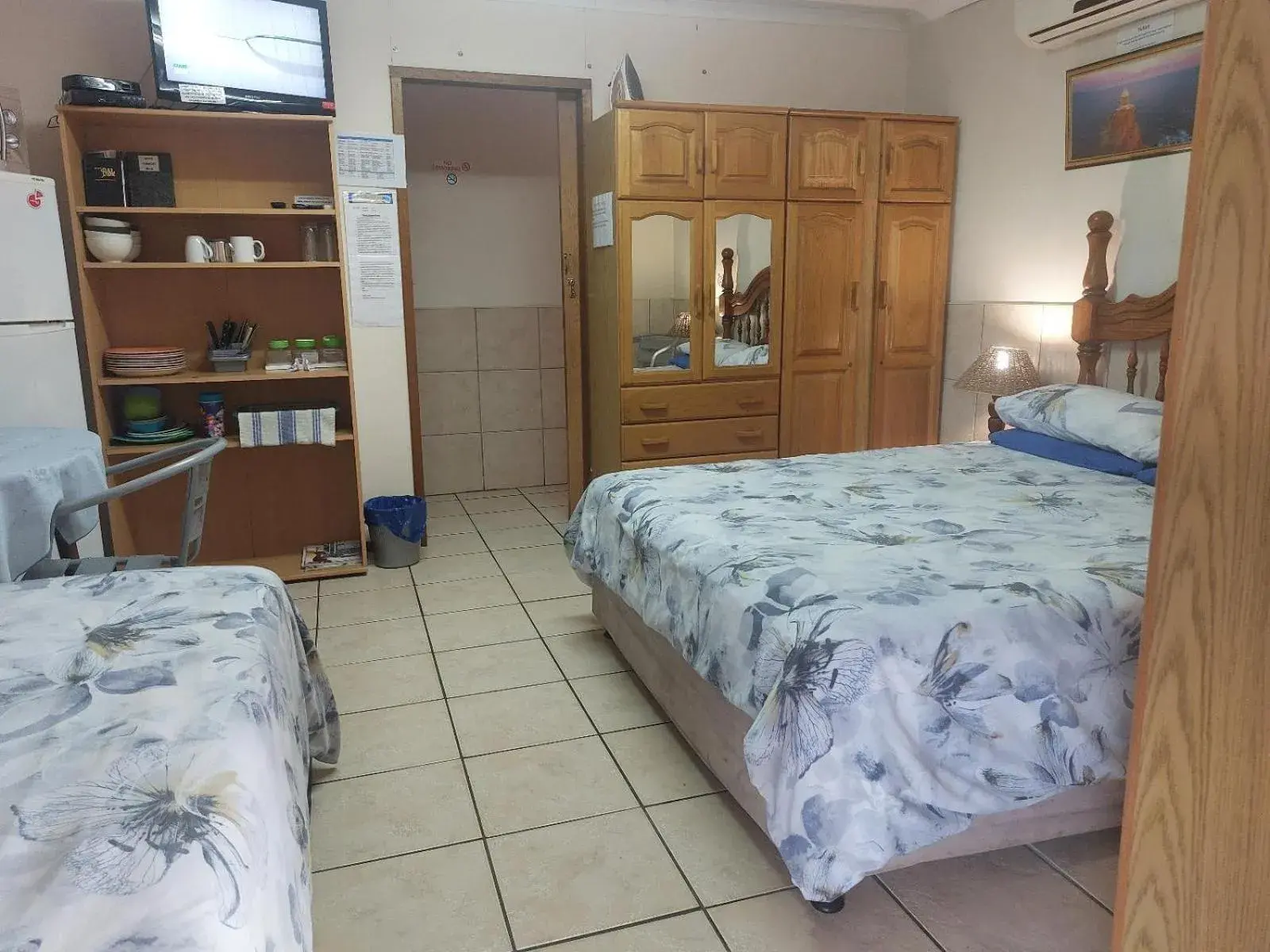 Suite - single occupancy in A Family and Friends Guest House Suite - single occupancy in A Family and Friends Guest House